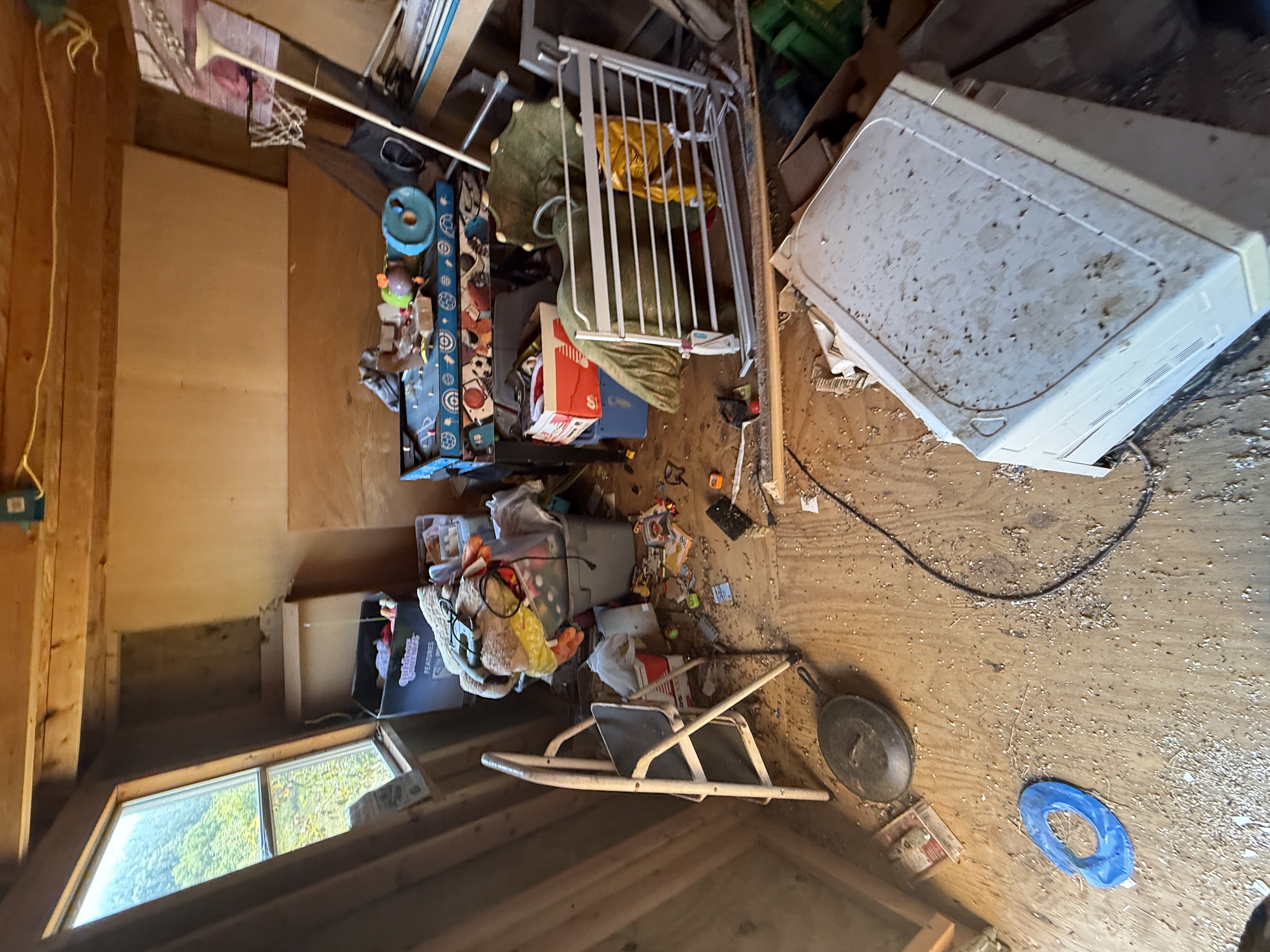 Real Estate & Personal Property Auction Image
