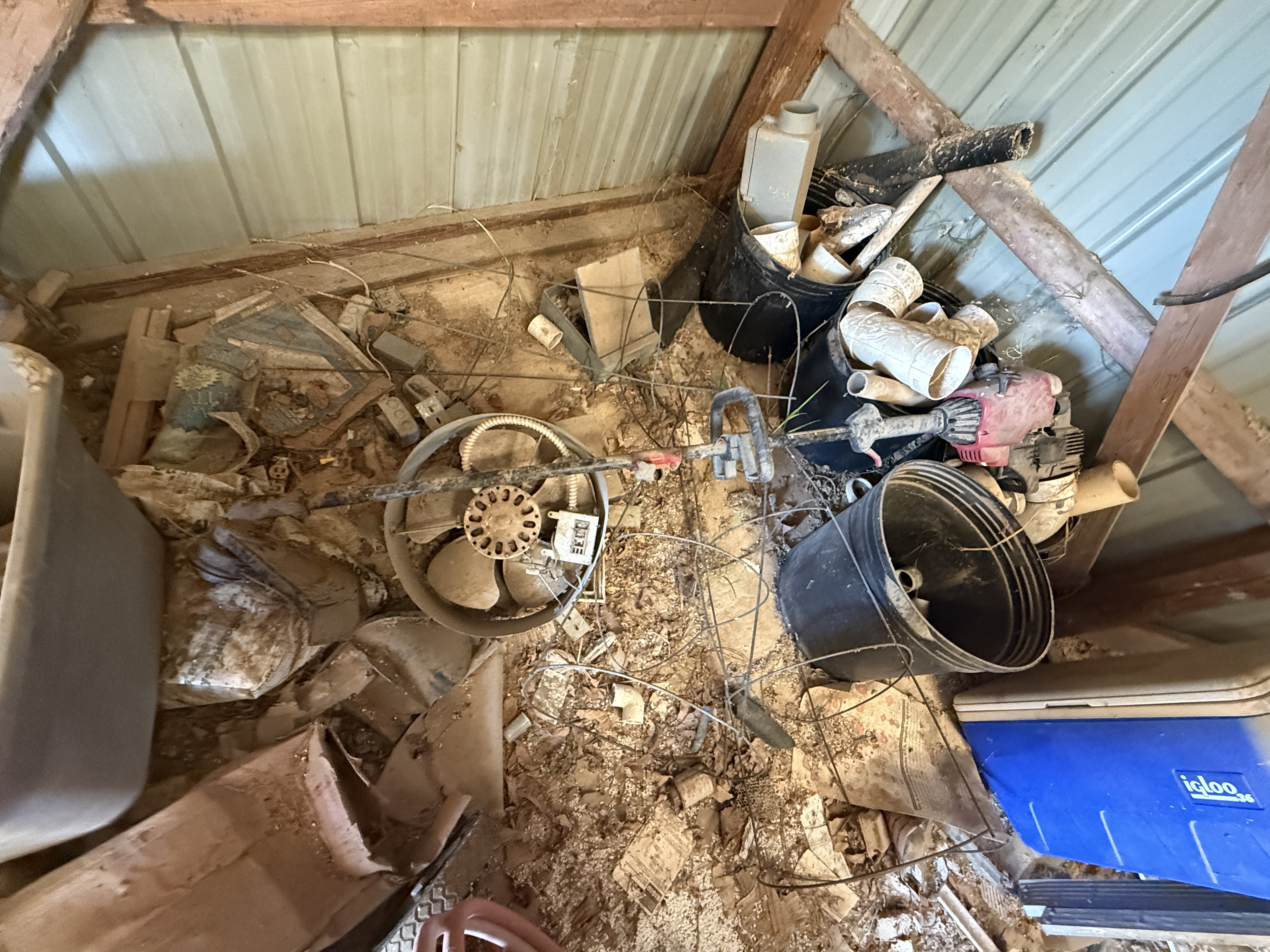 Real Estate & Personal Property Auction Image