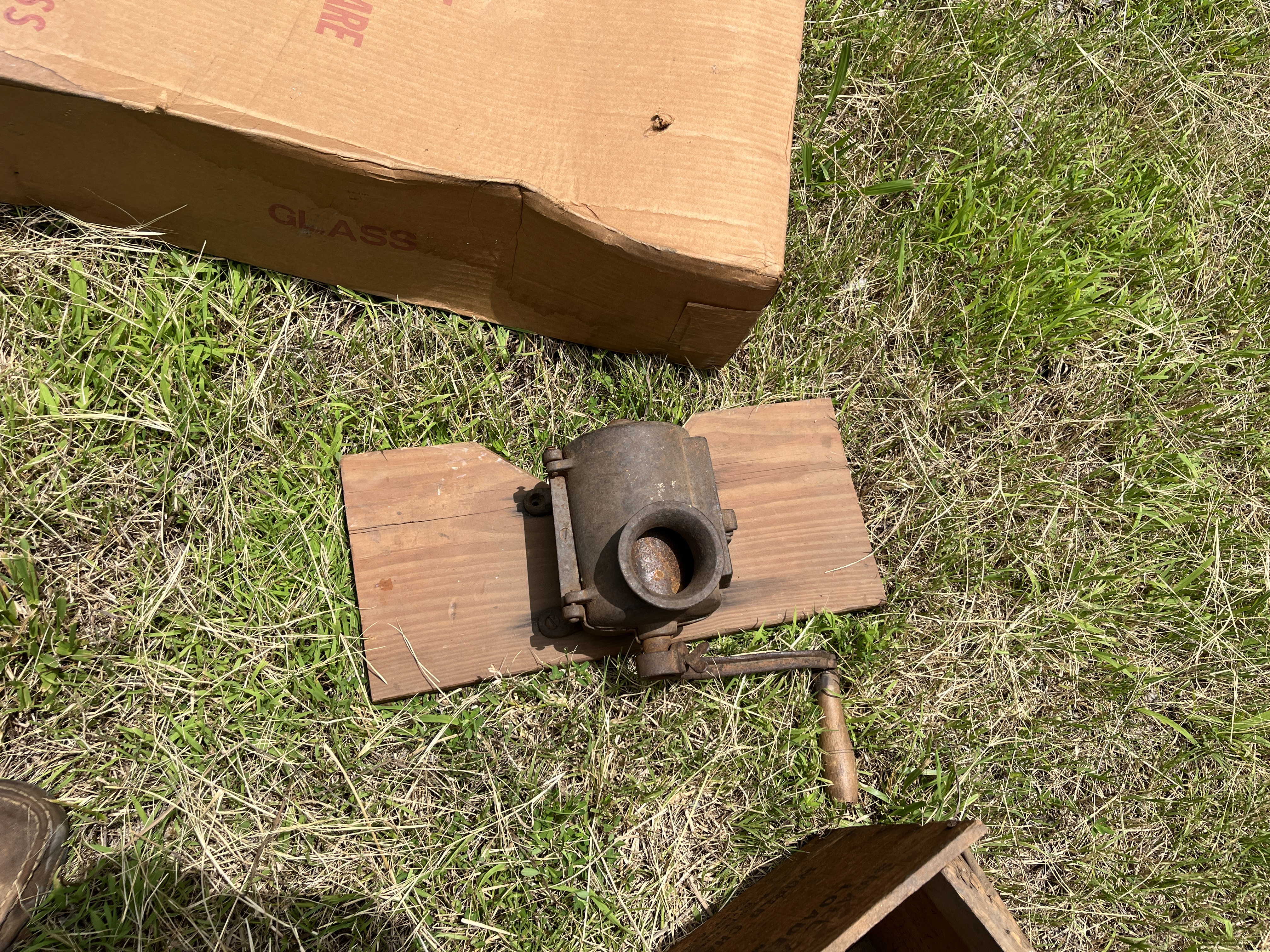 Real Estate & Personal Property Auction Image