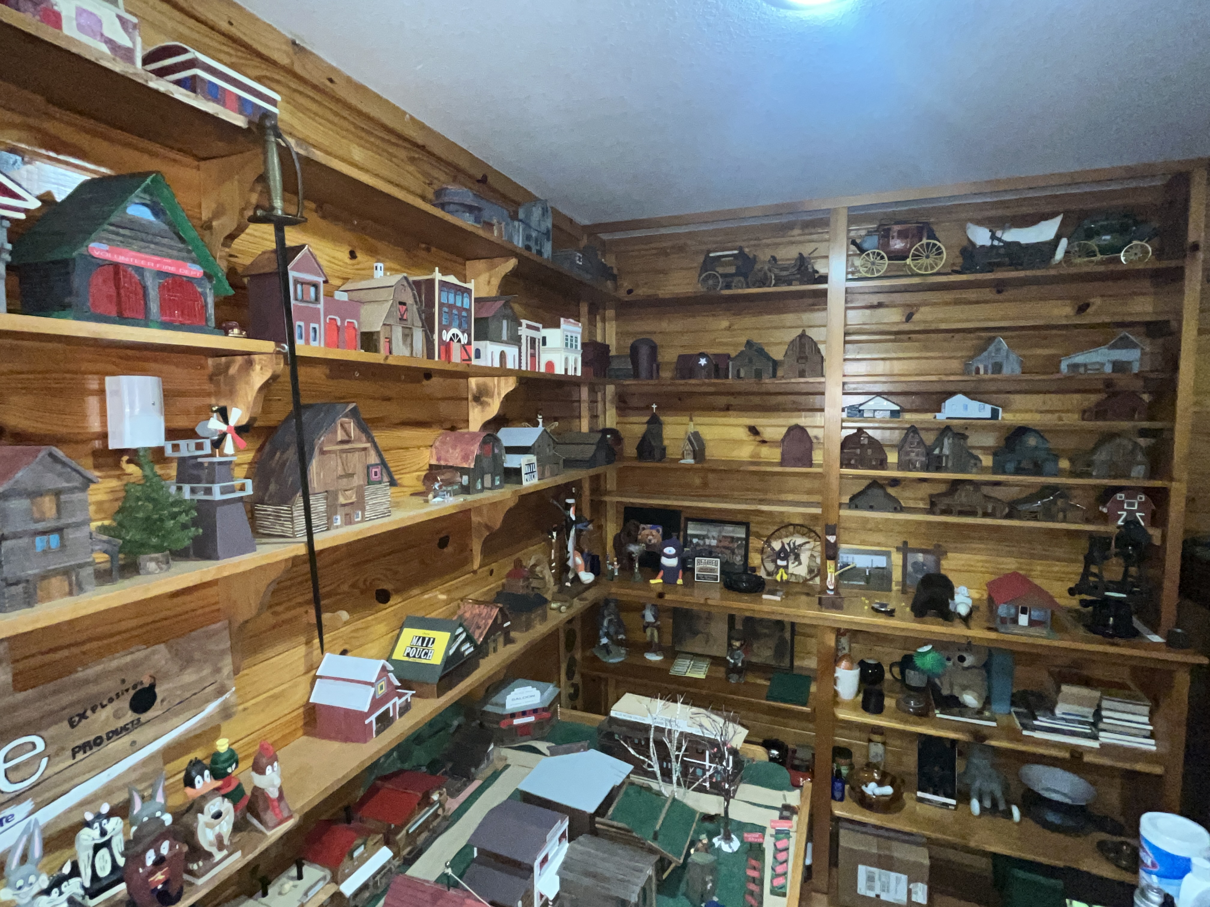 Varvil Estate Auction Image