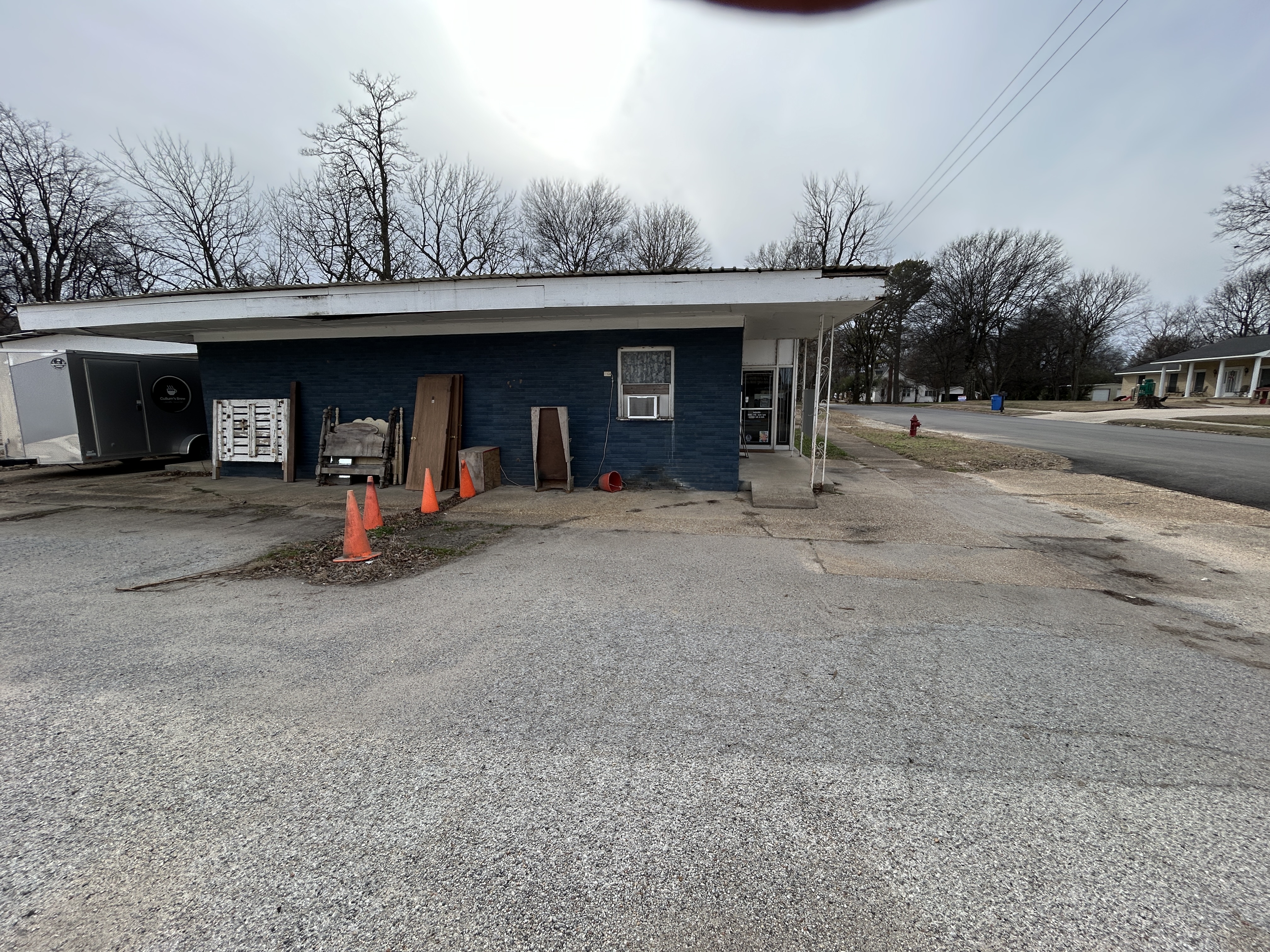 Commercial Real Estate Auction Image