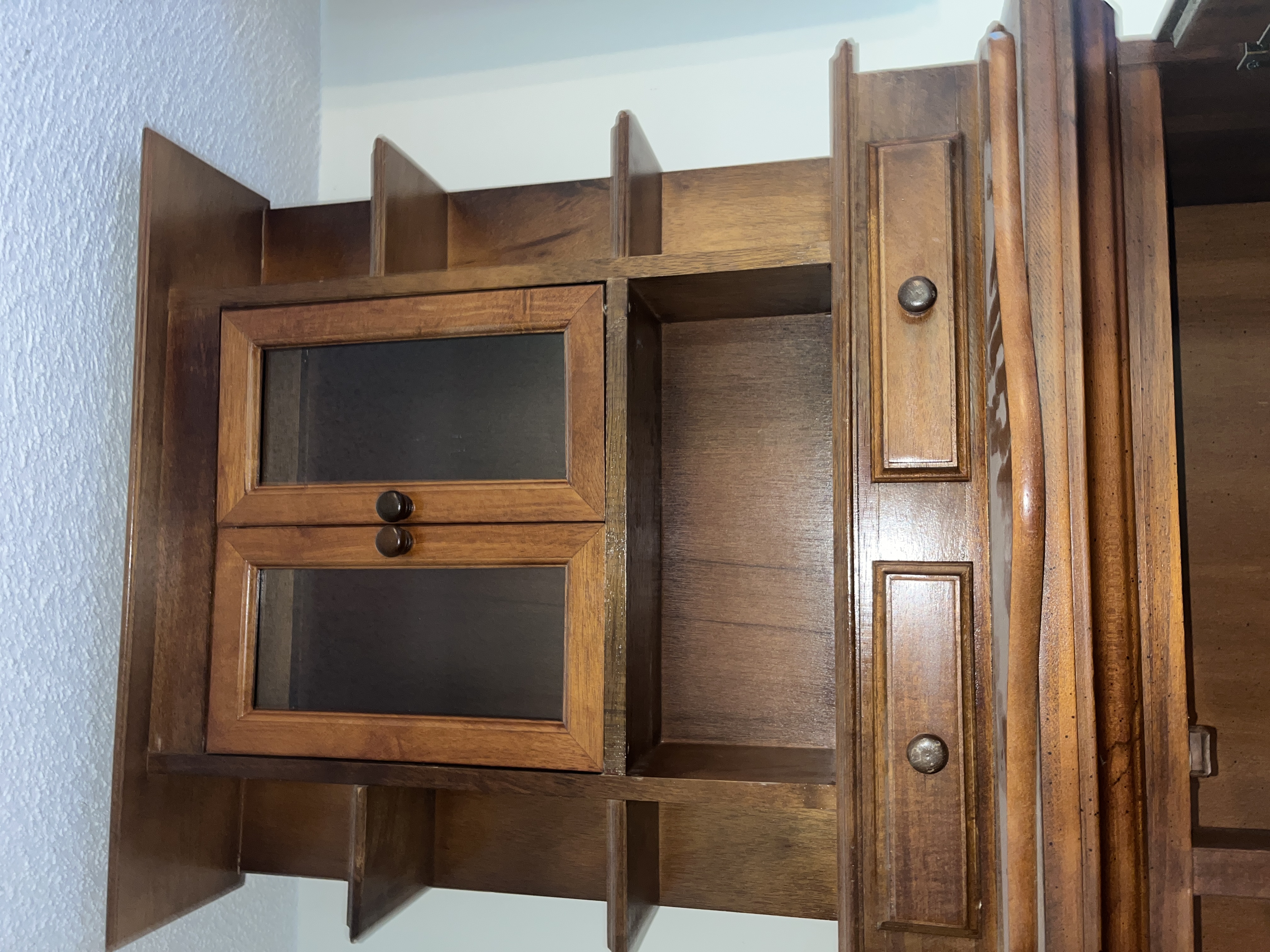 Living Estate of Ms Mary Schug Image