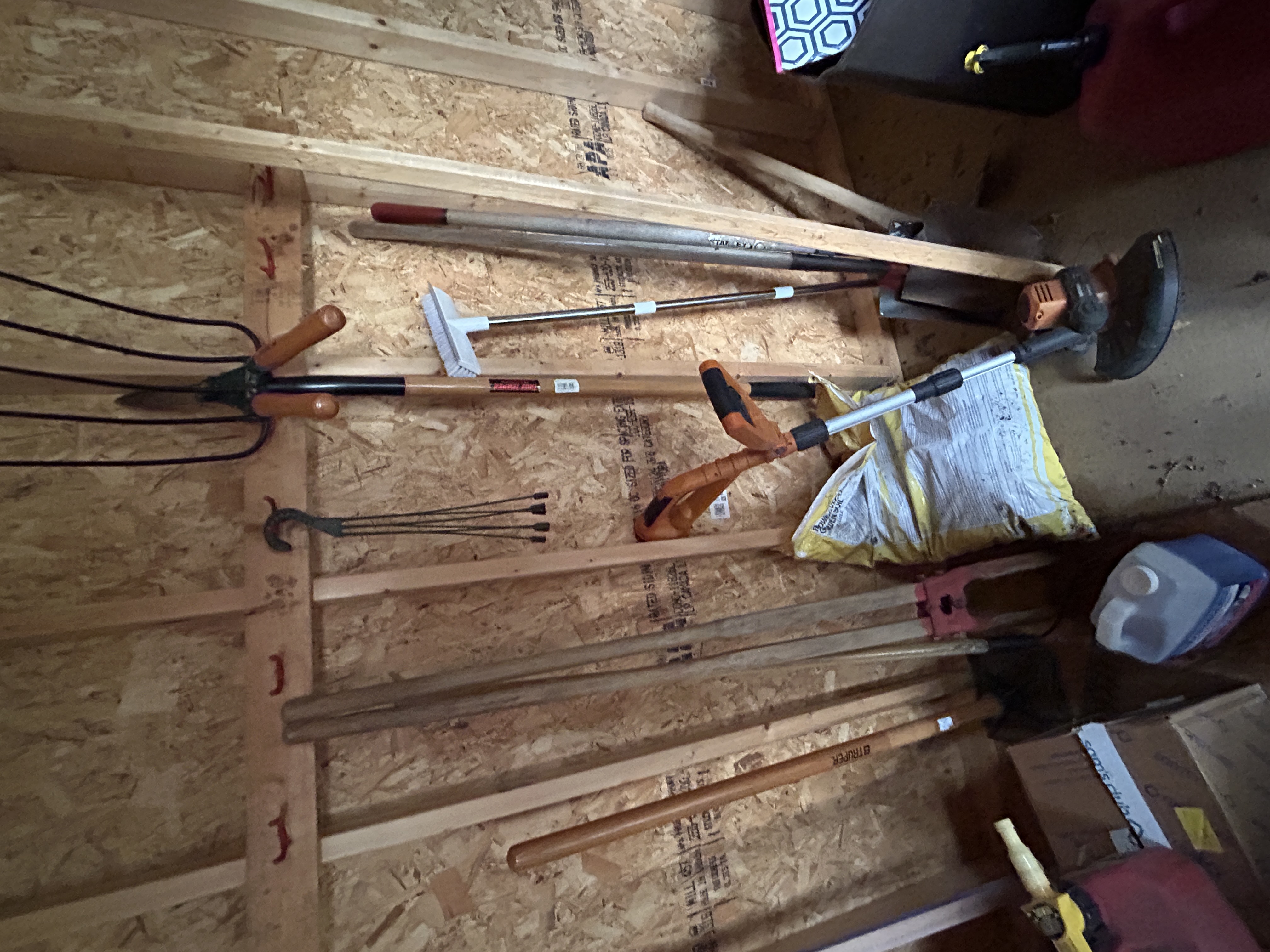 Real Estate & Personal Property Auction Image