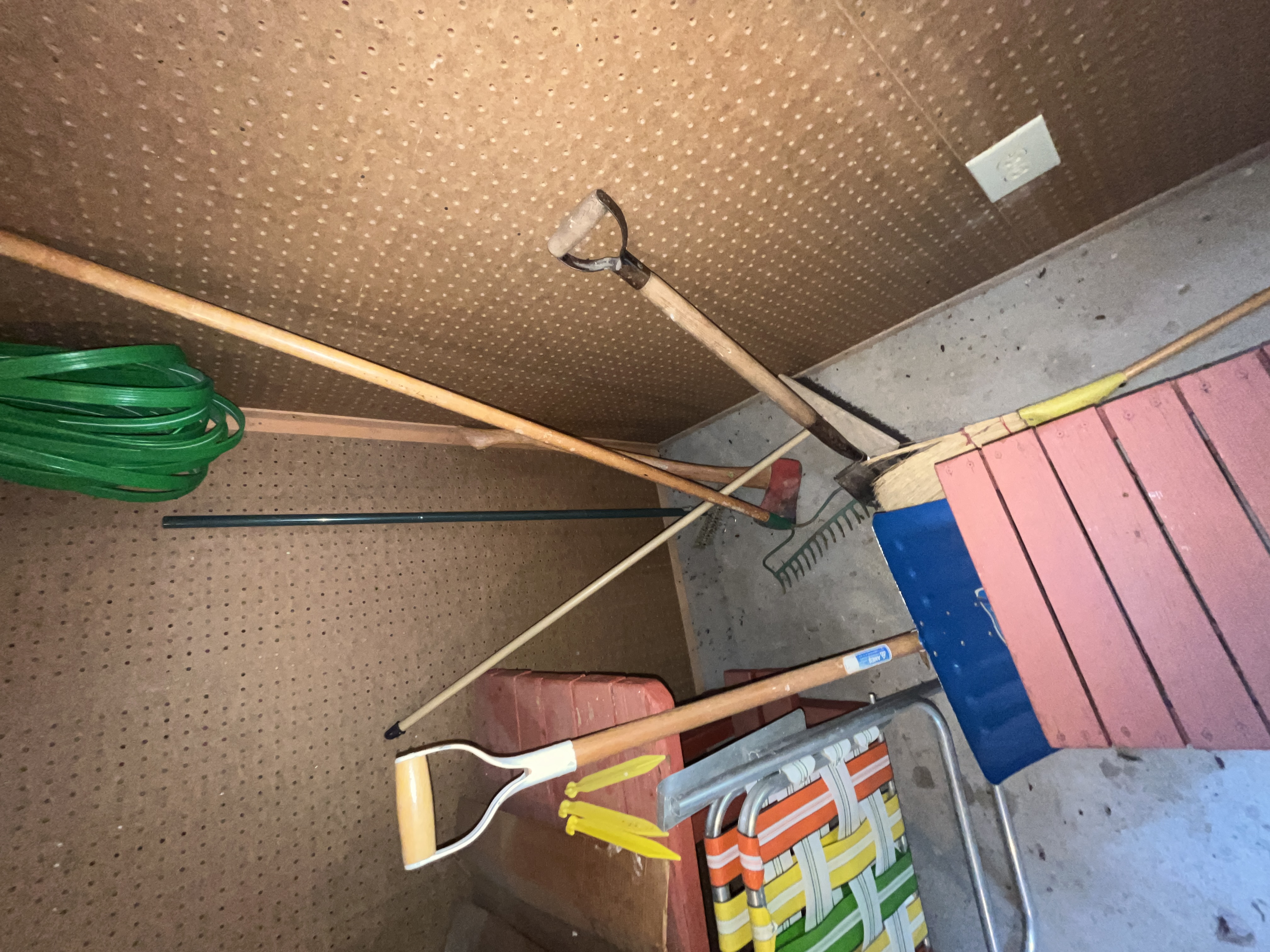 Estate Auction Image