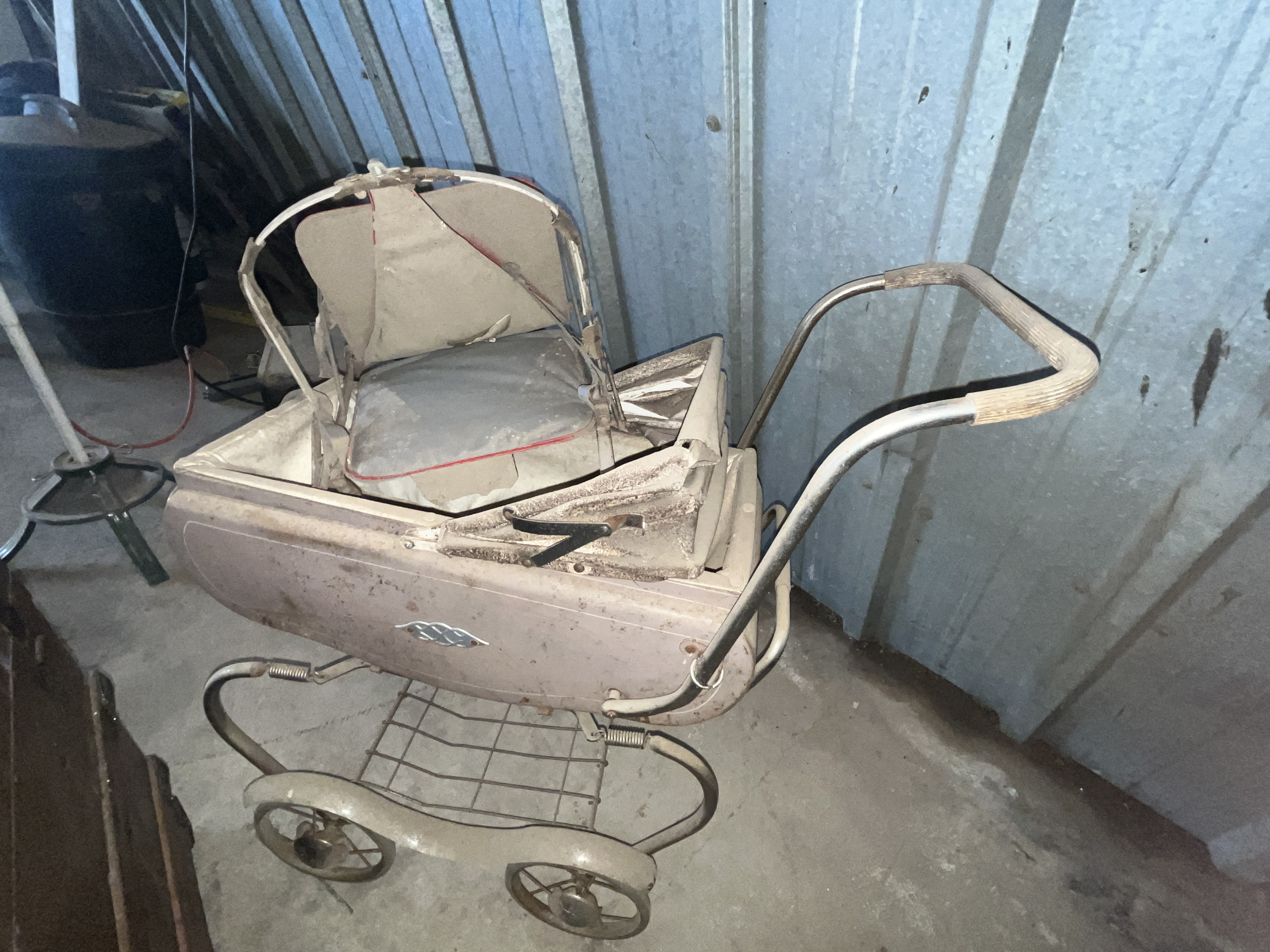 Collector's Dream Auction Image