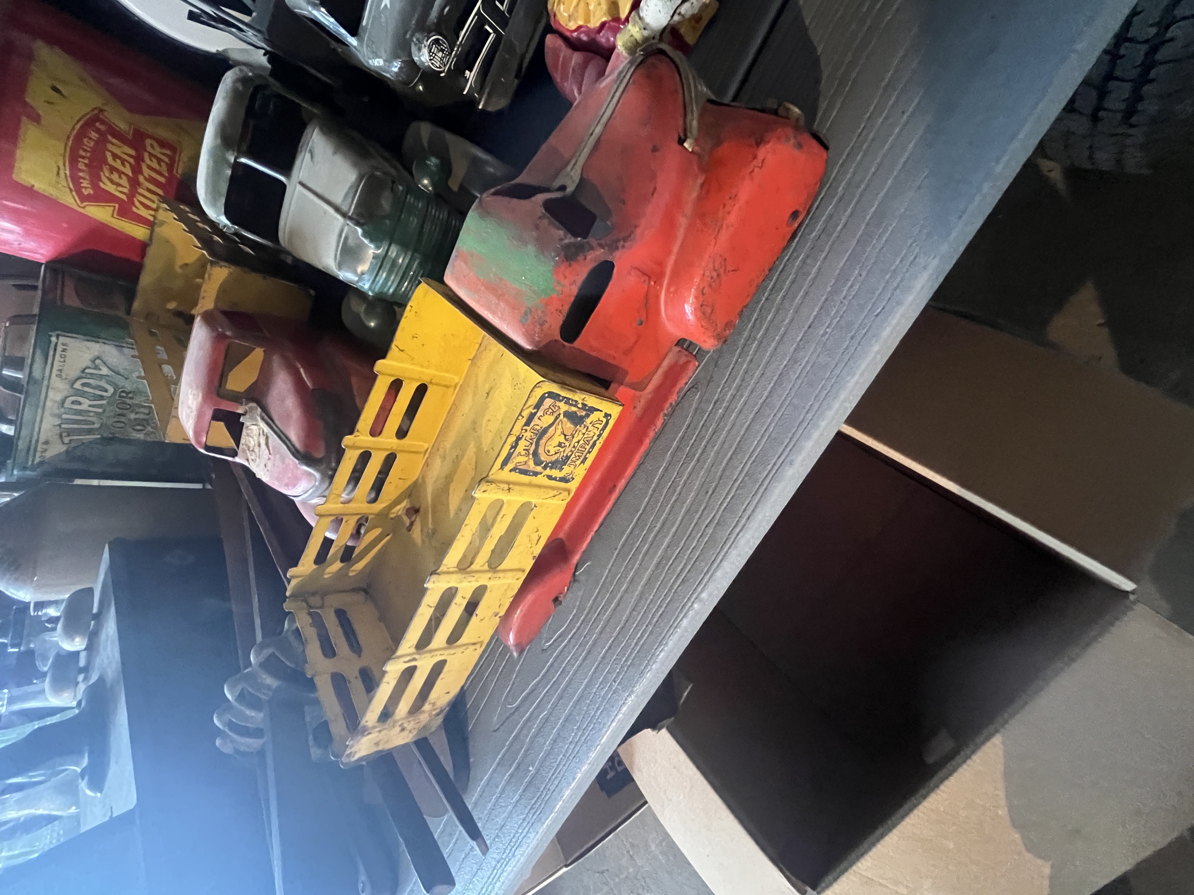 Collector's Dream Auction Image