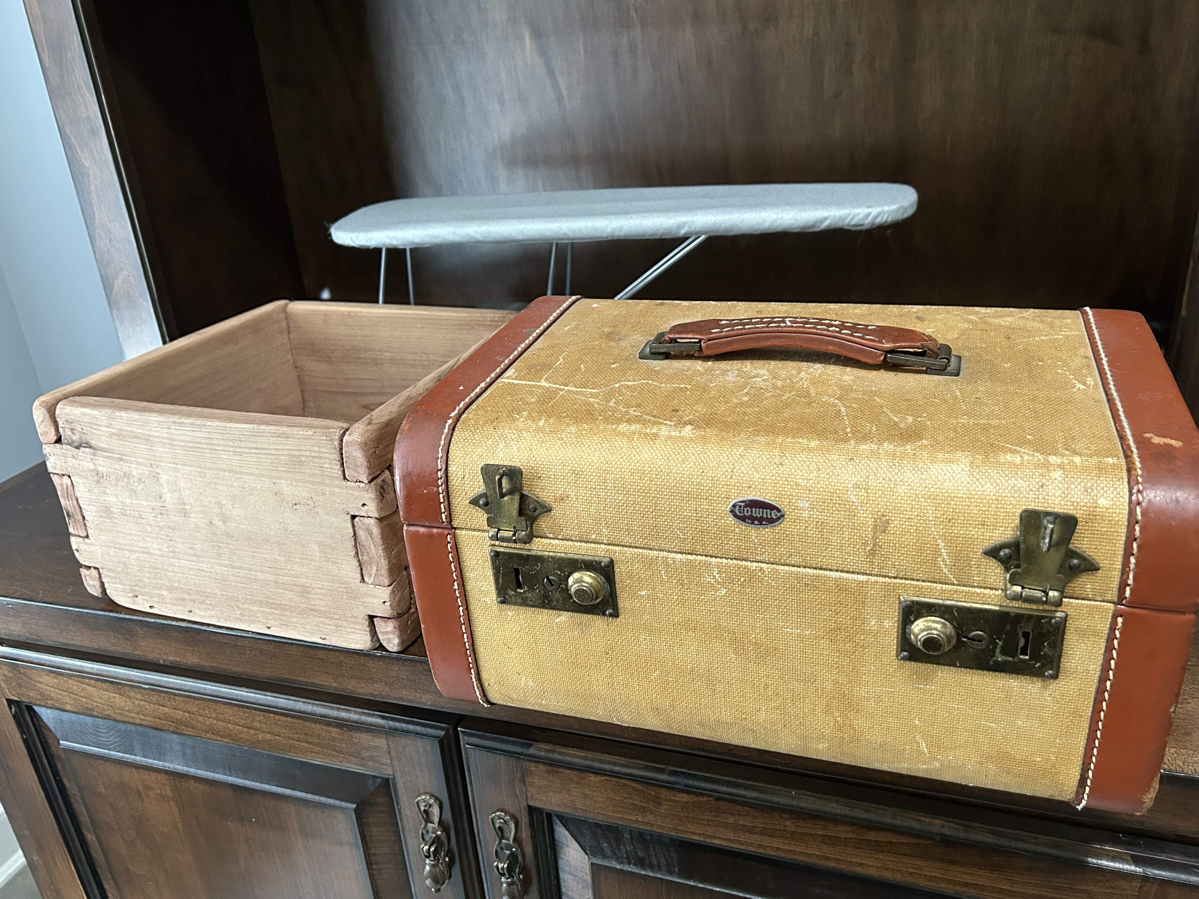 Real Estate & Personal Property Auction Image