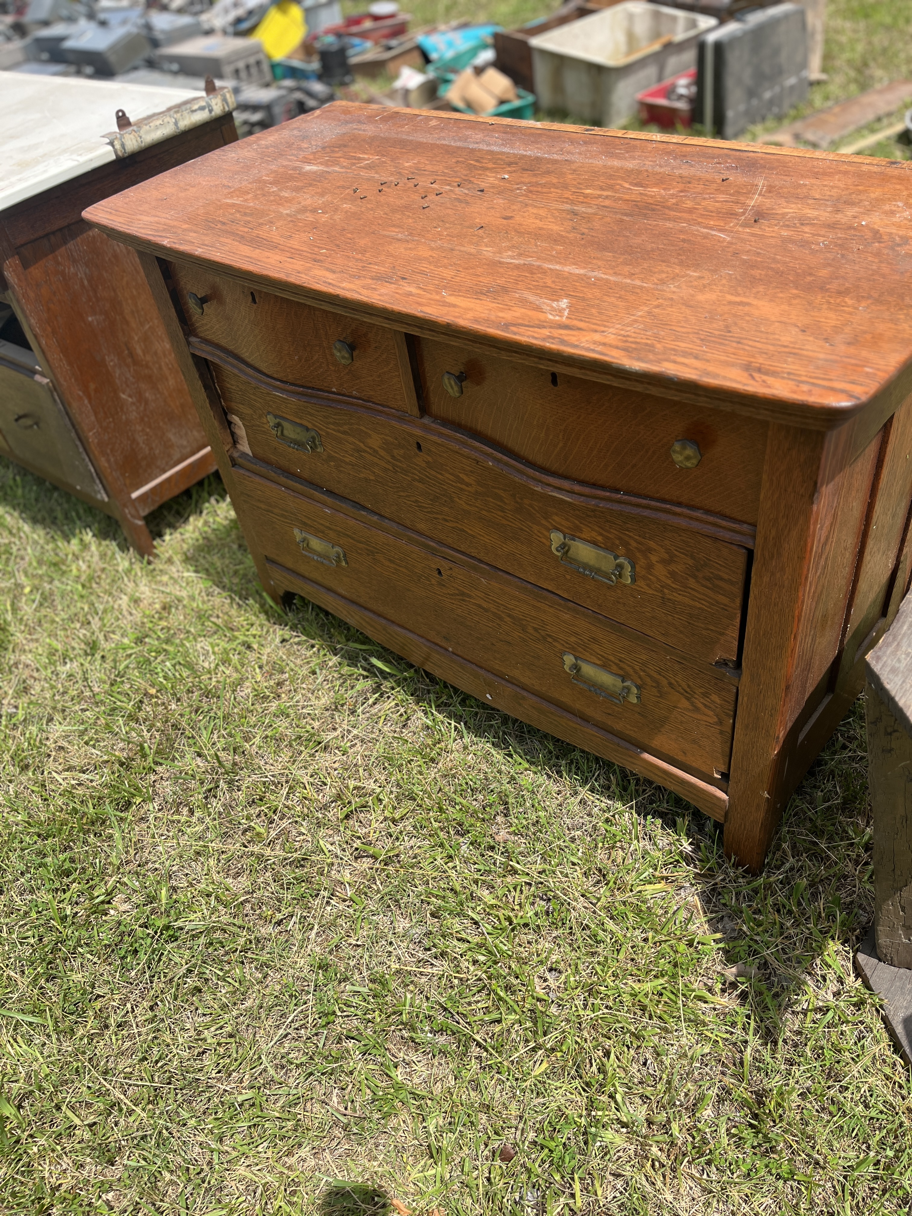 Real Estate & Personal Property Auction Image