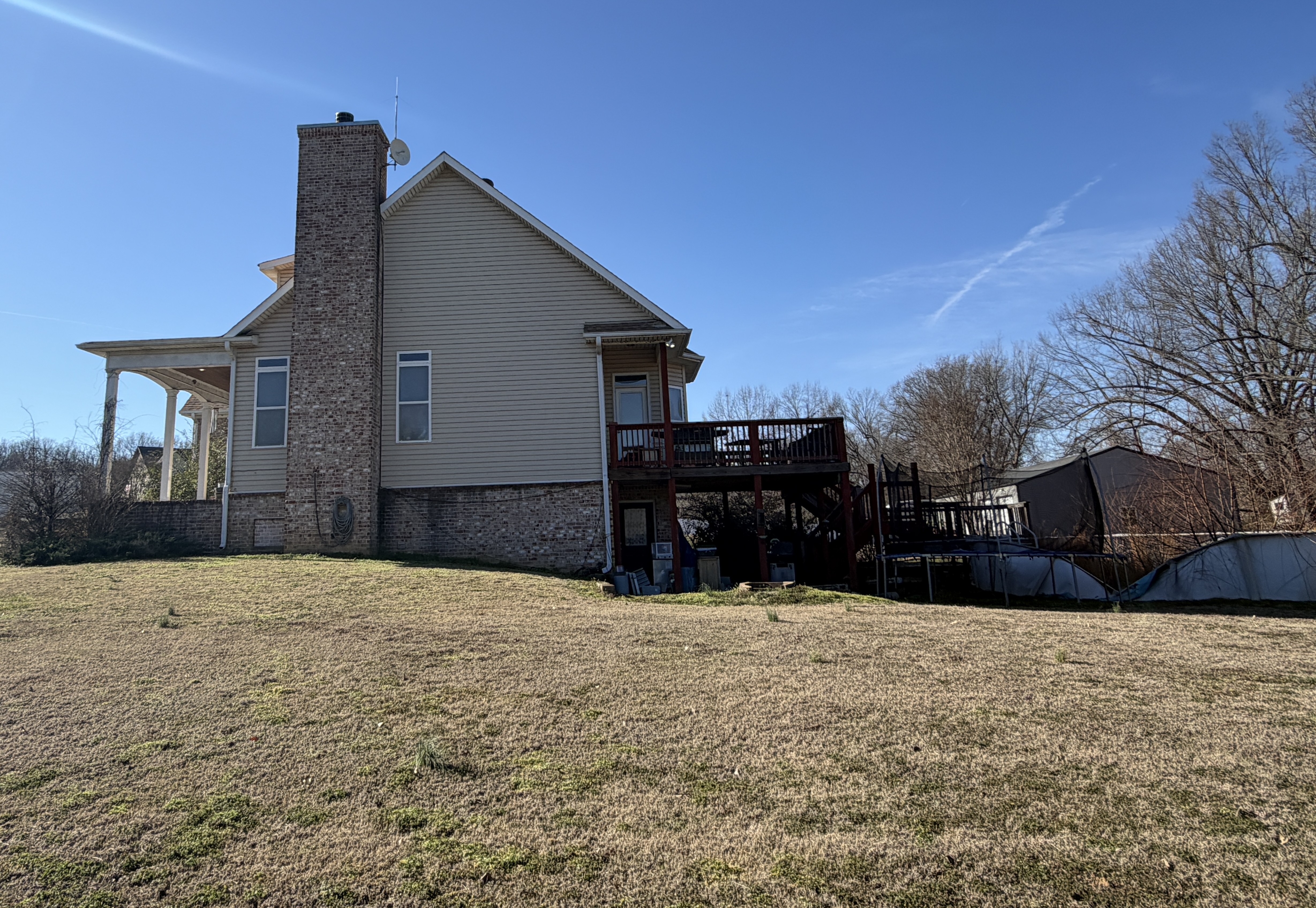 Real Estate & Personal Property Auction Image