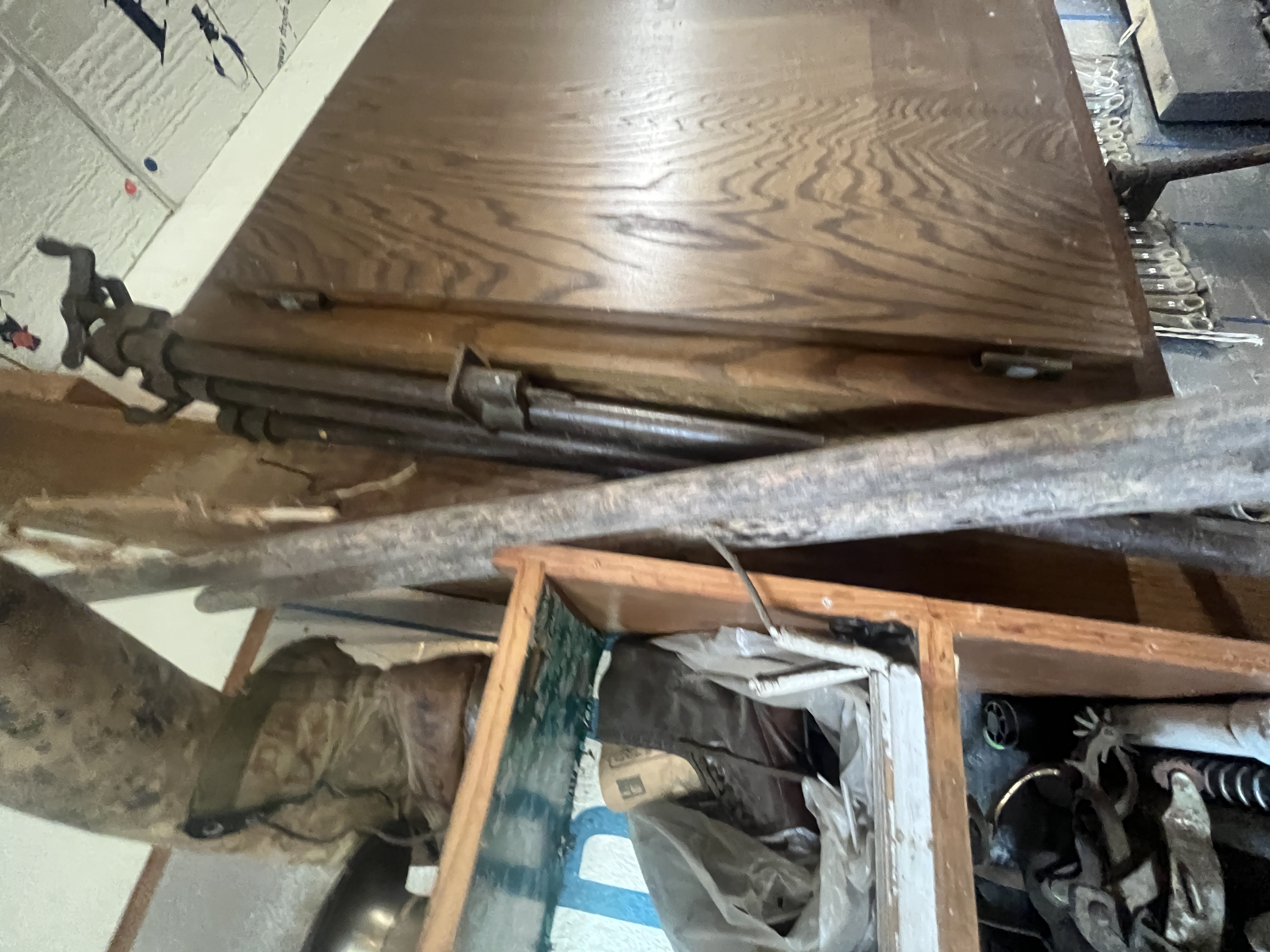 Moving Auction Image