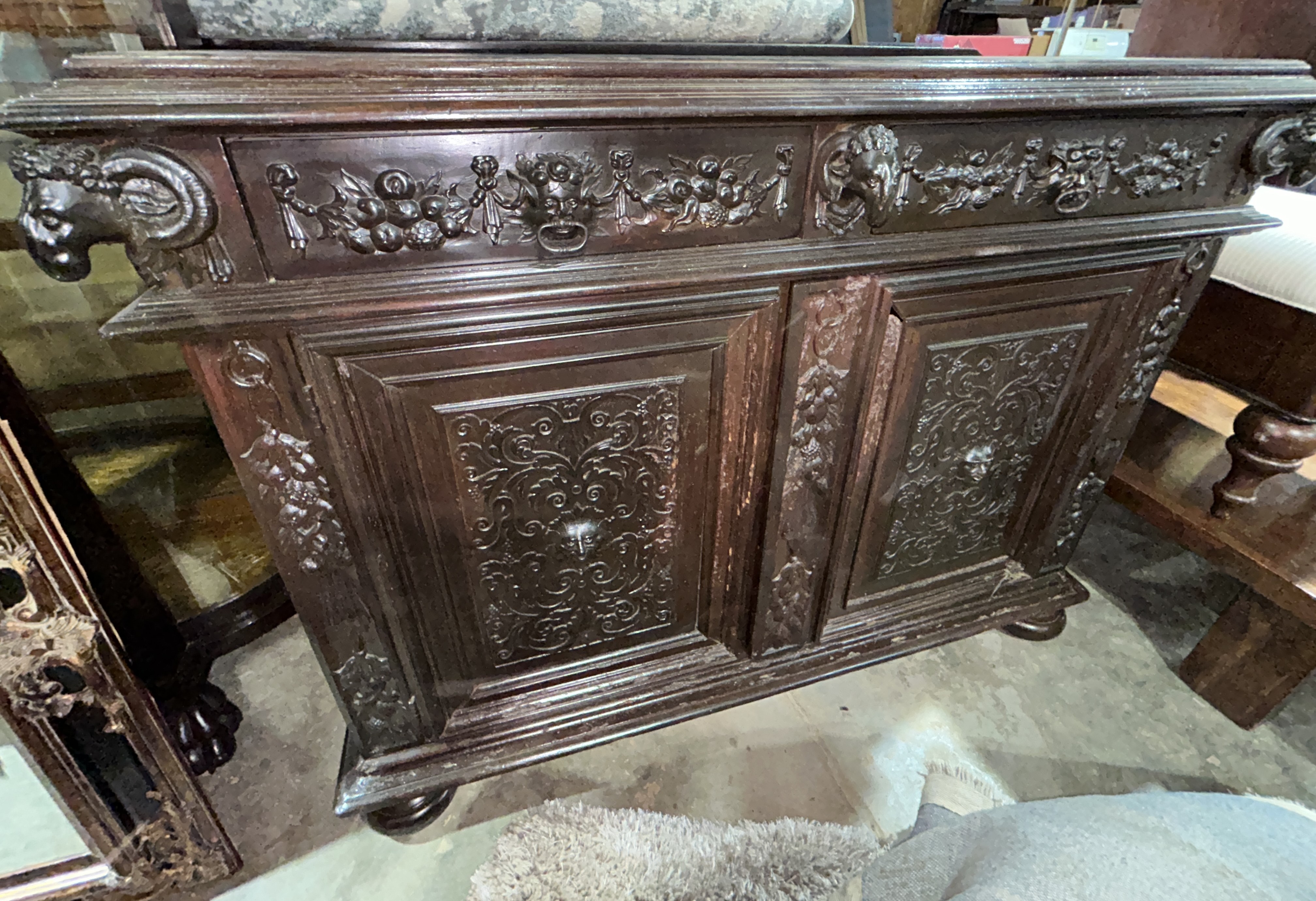 Special Estates Auction Image