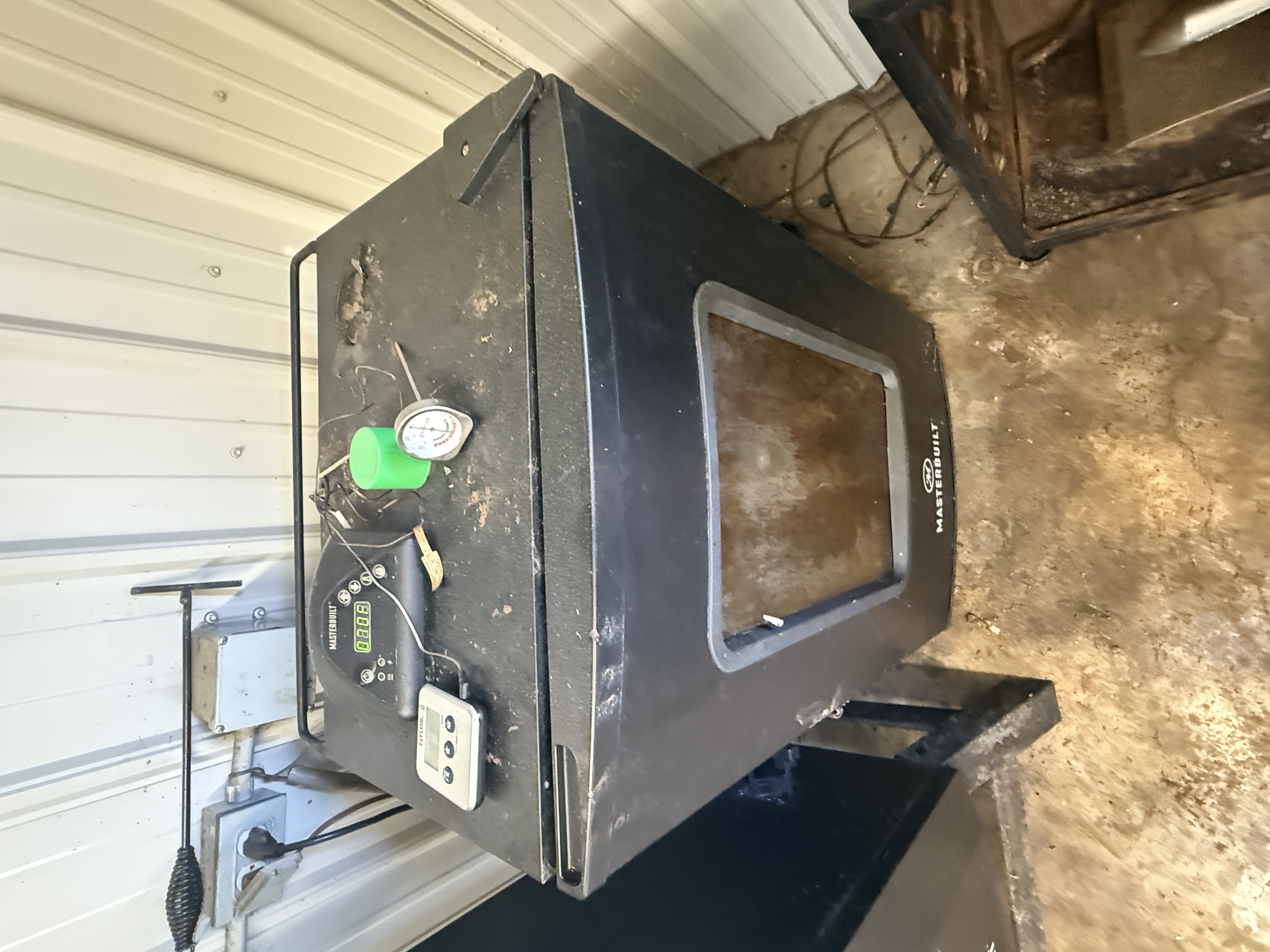 Real Estate & Personal Property Auction Image