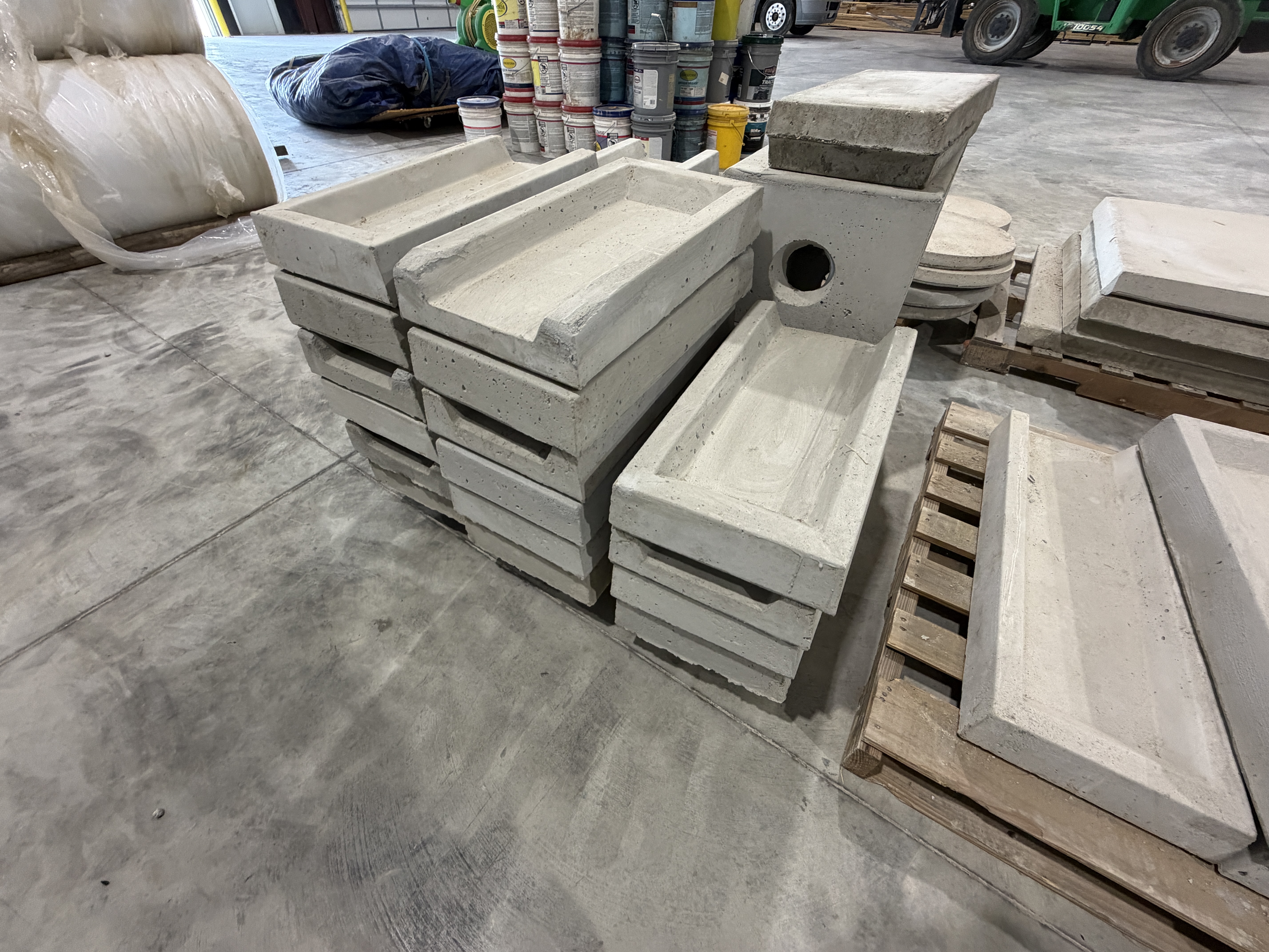 M&M Concrete Surplus Equipment Auction Image
