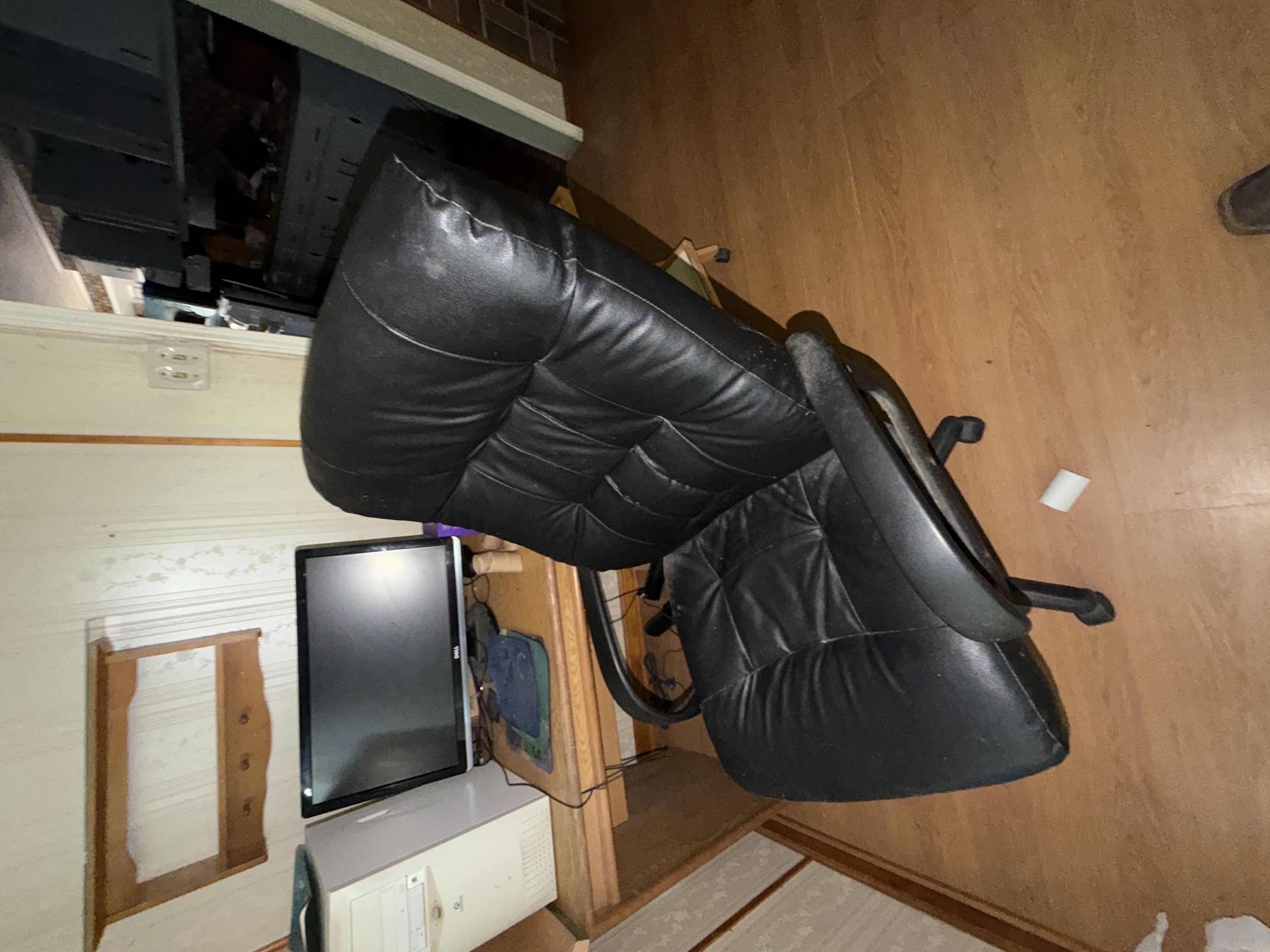 Real Estate & Personal Property Auction Image