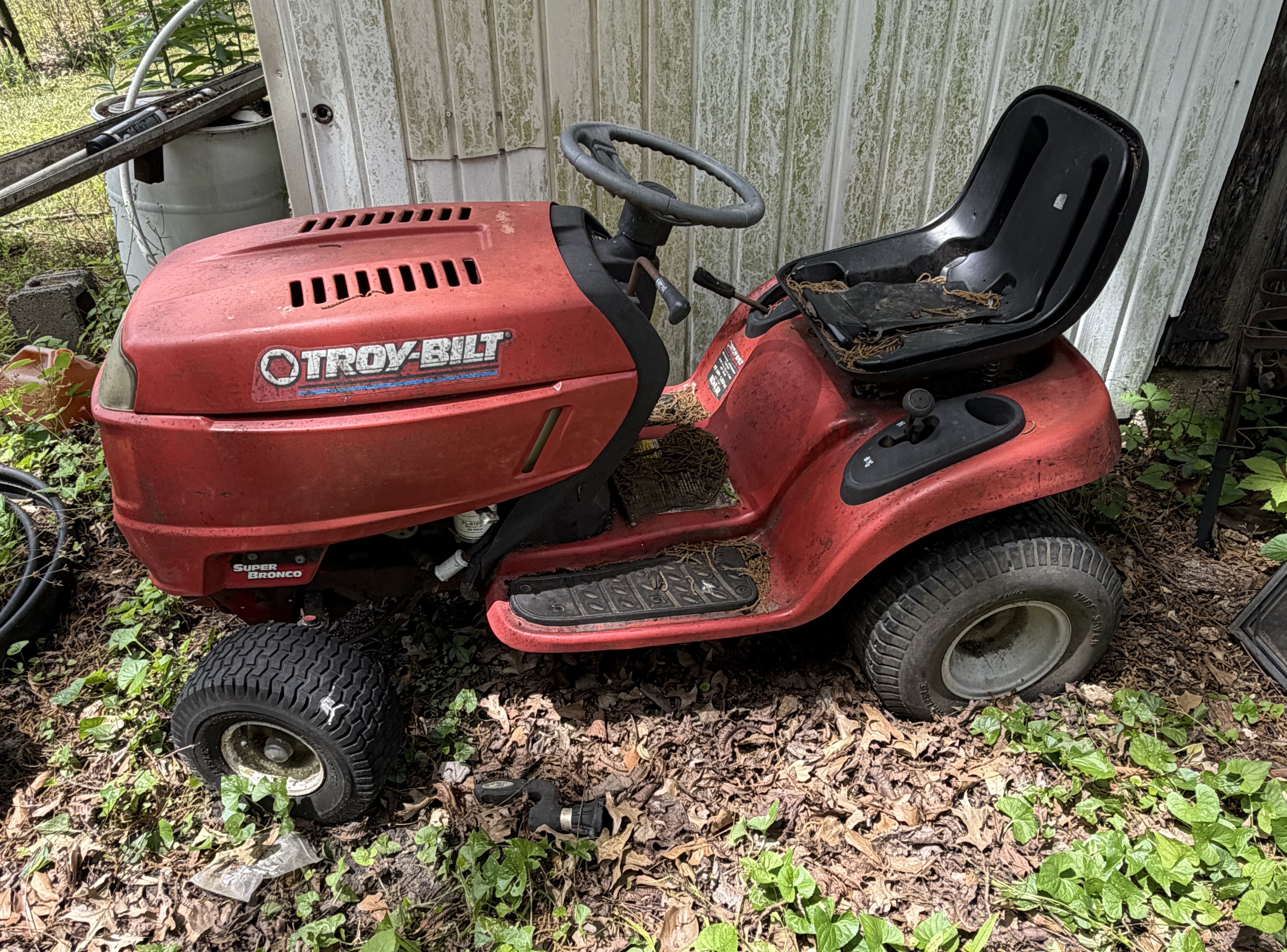 Real Estate & Personal Property Auction Image