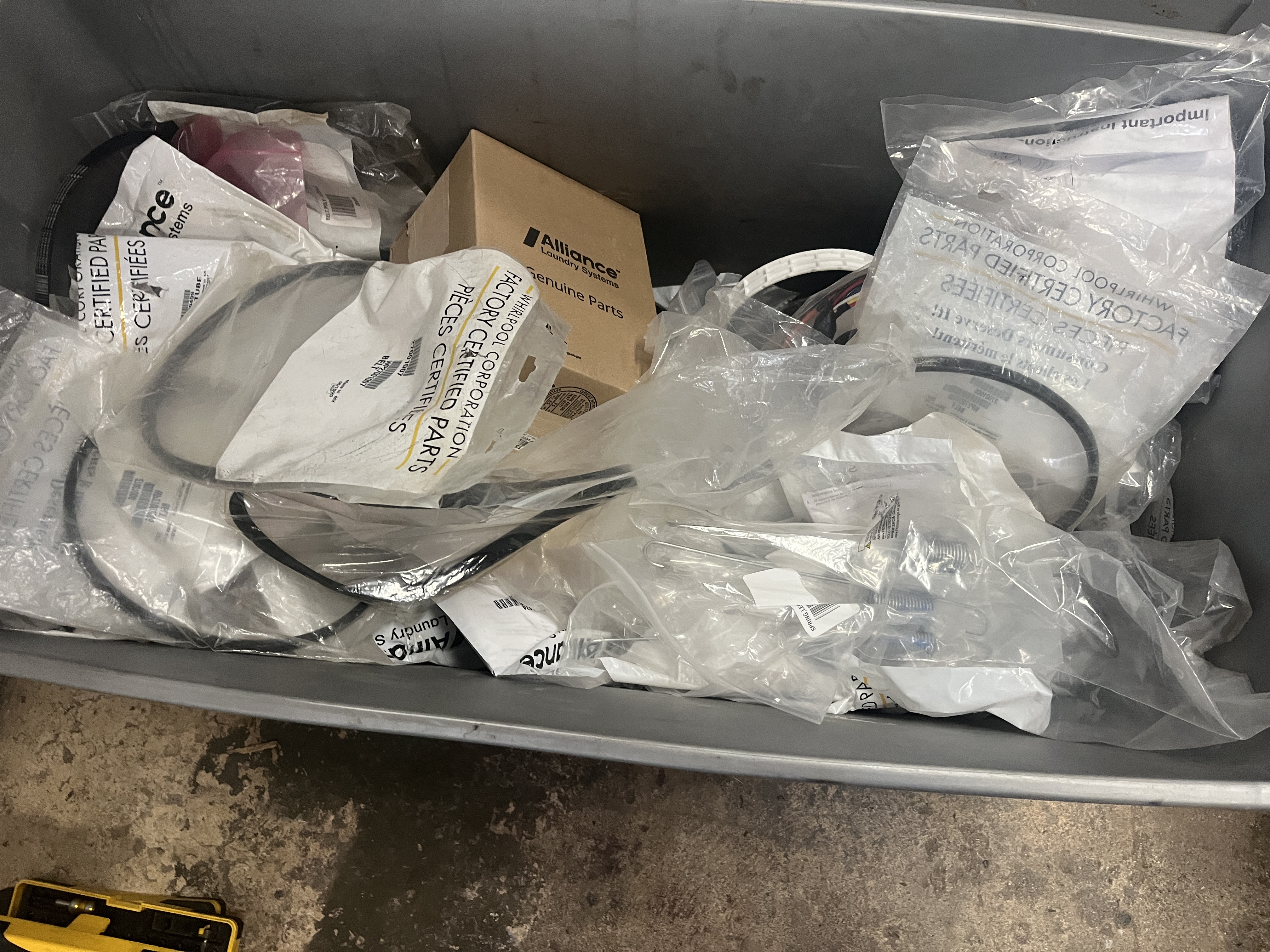 Appliance & Small Engine Parts Sellout Image