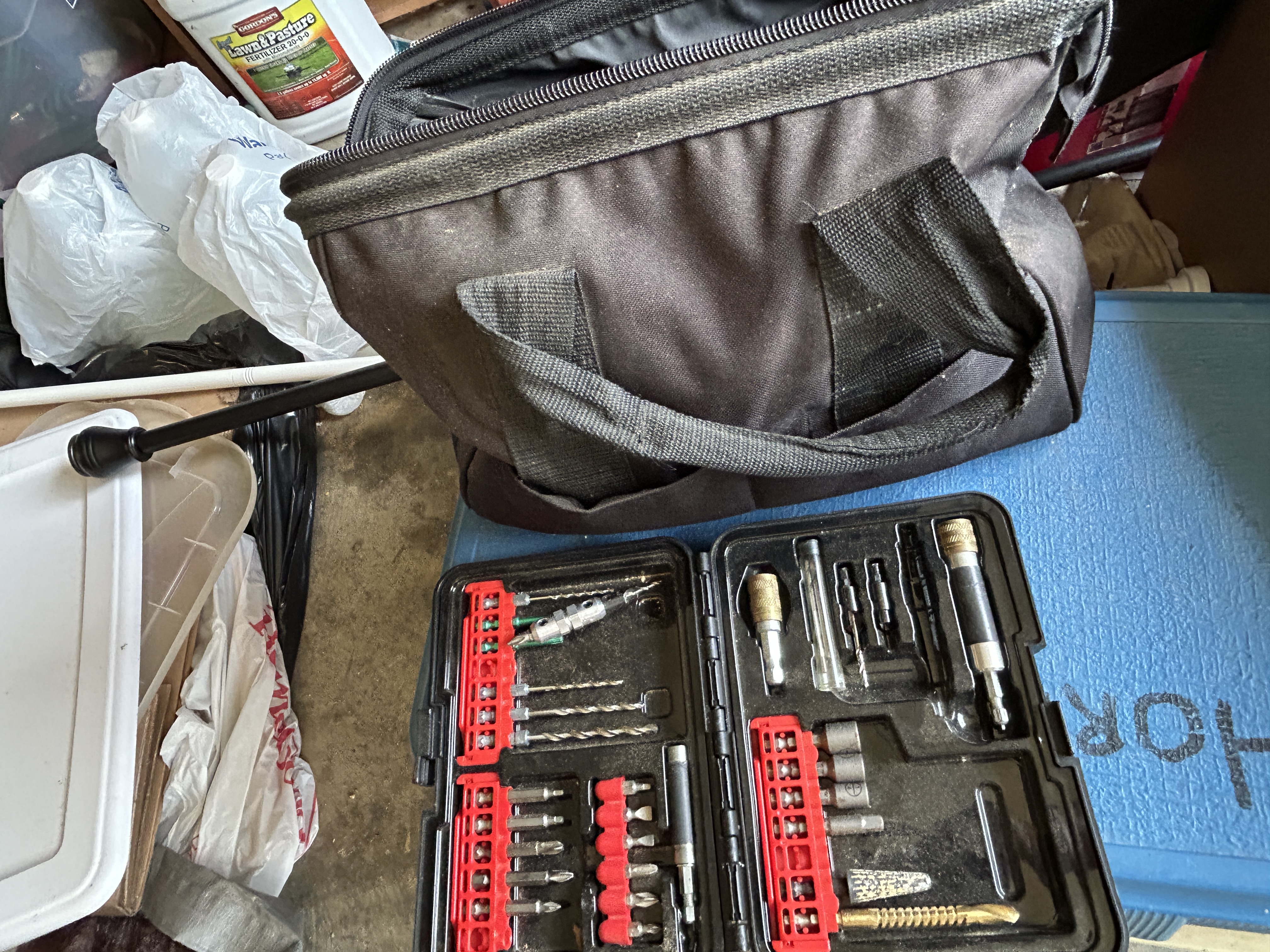 Real Estate & Personal Property Auction Image