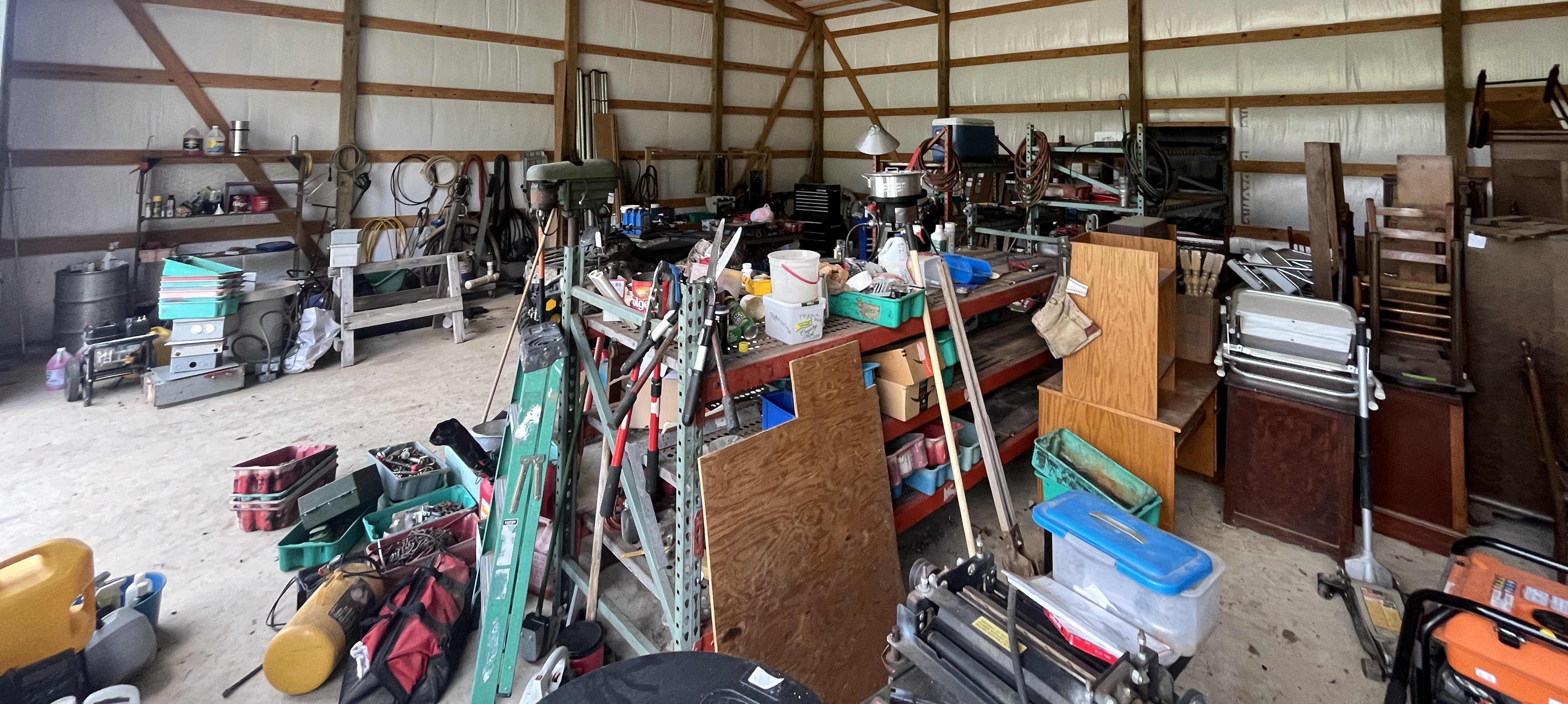 Real Estate & Personal Property Auction Image