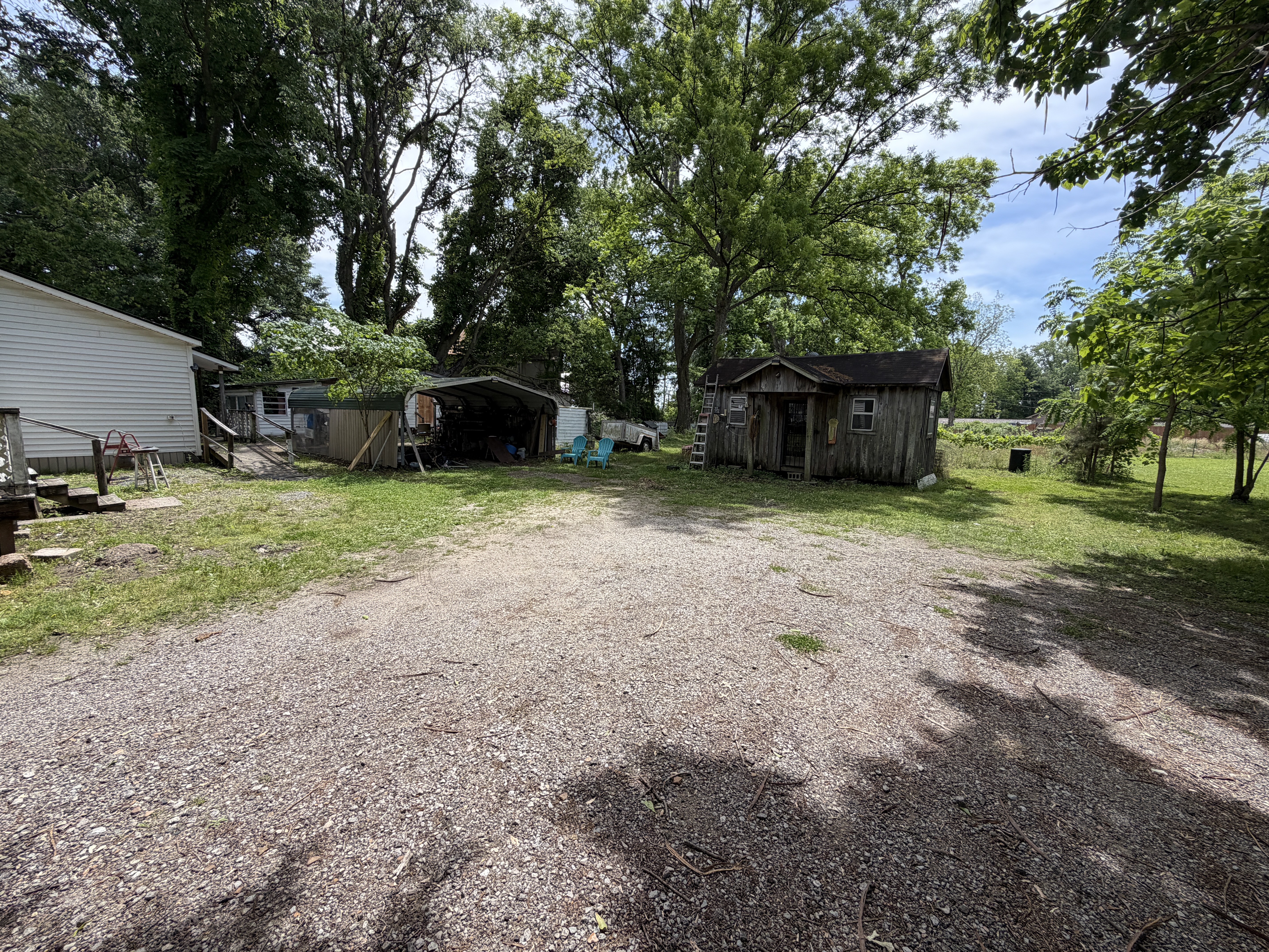 Real Estate & Personal Property Auction Image