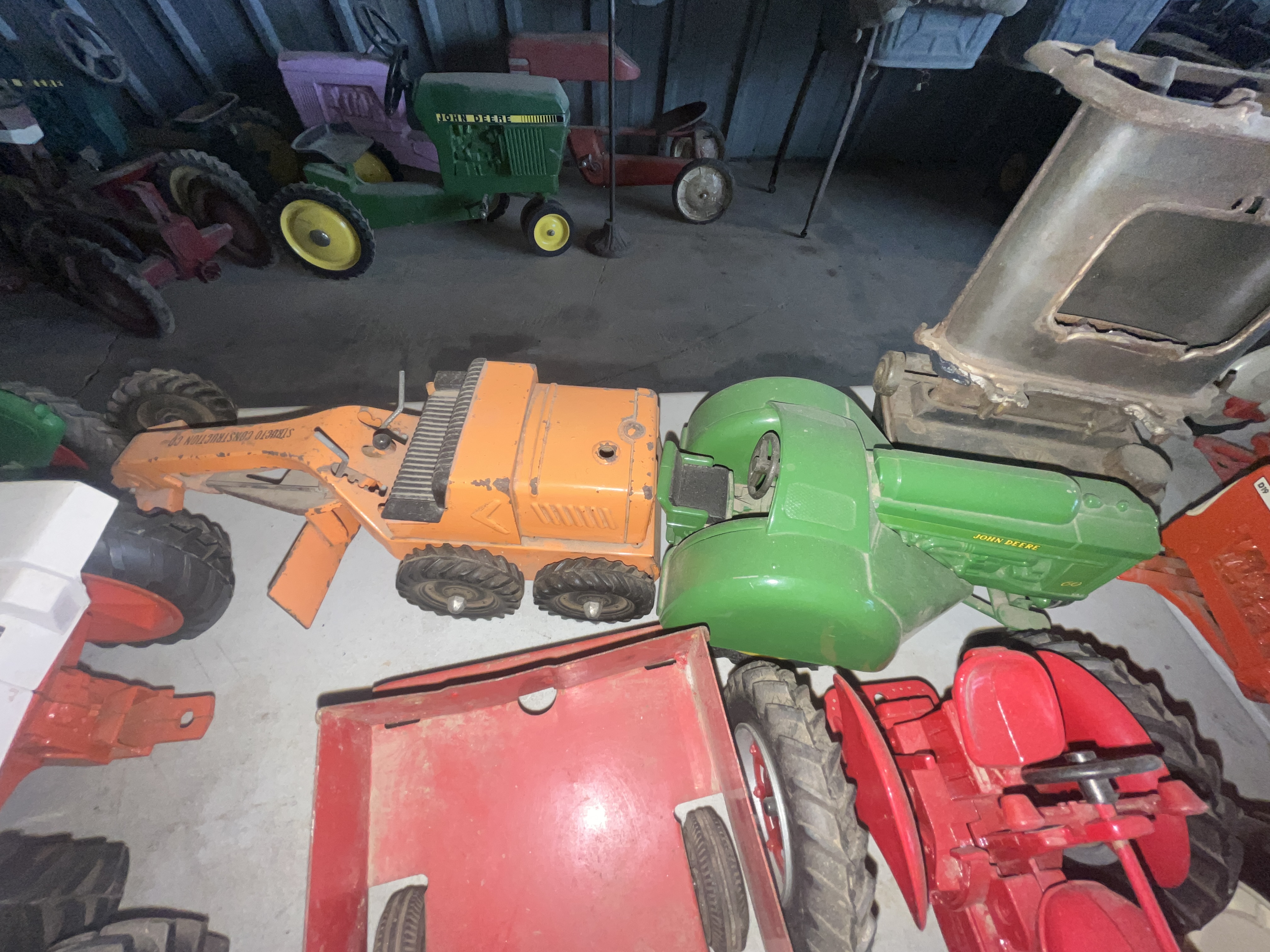 Collector's Dream Auction Image