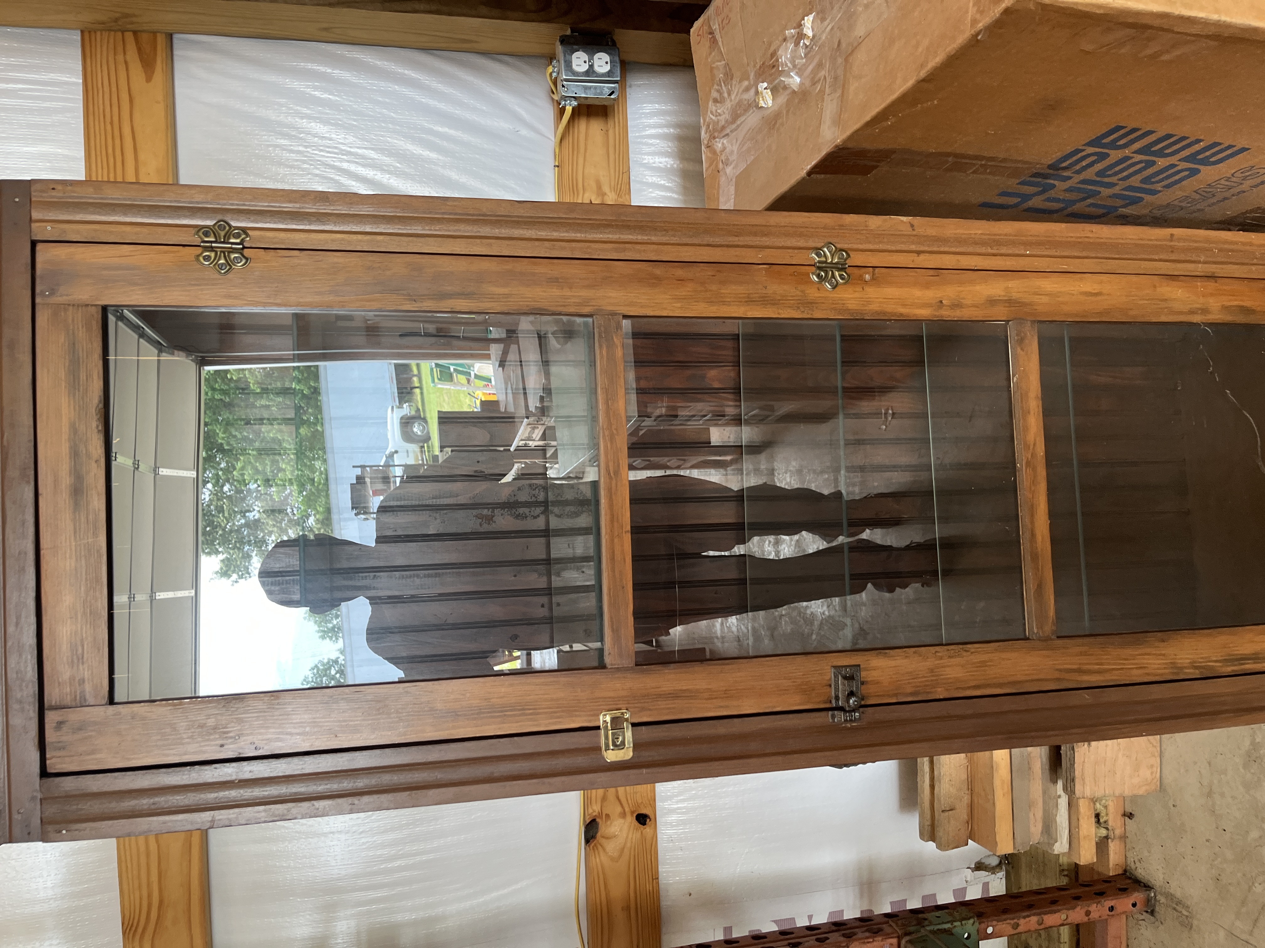 Real Estate & Personal Property Auction Image