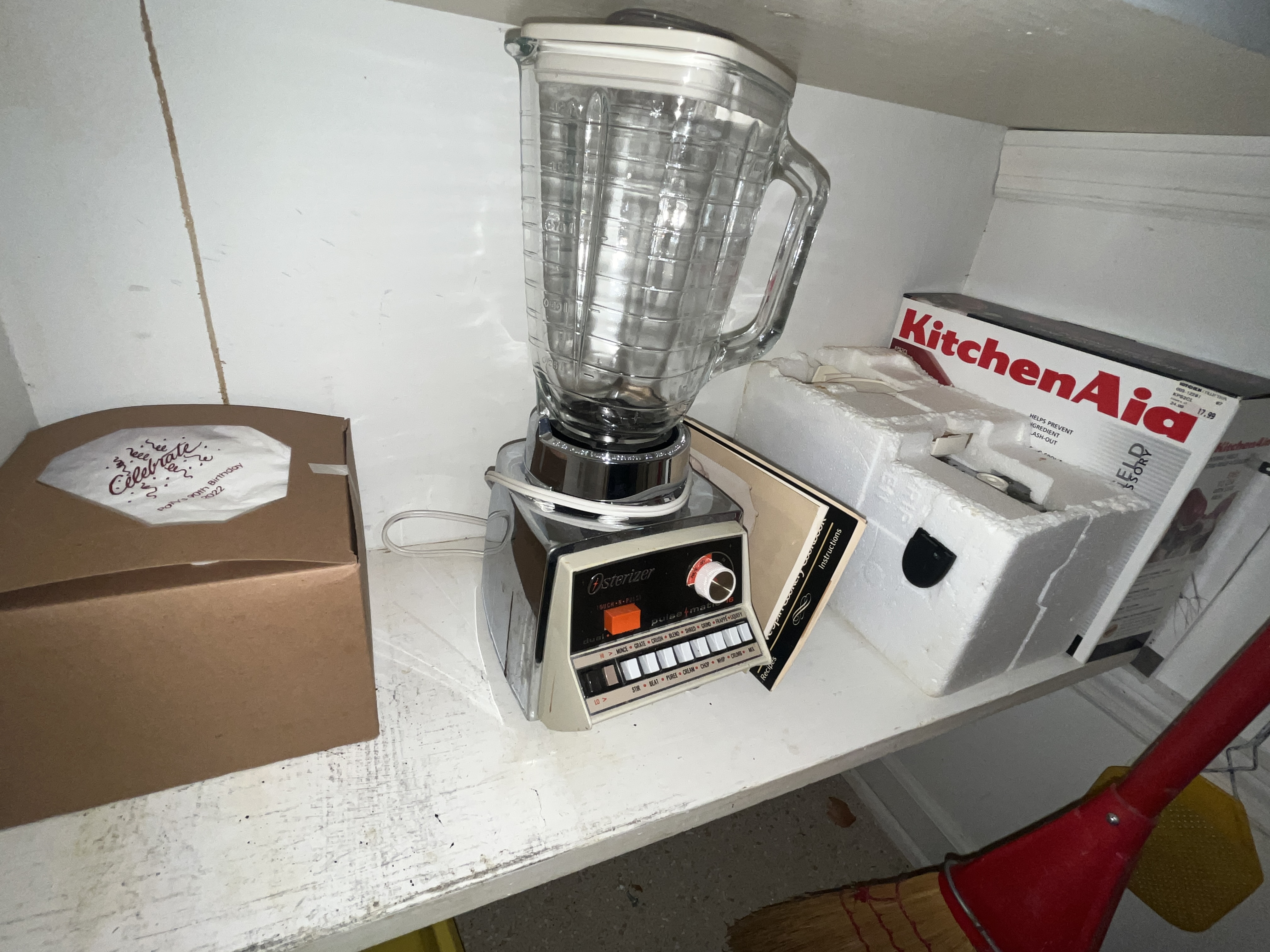 Estate Auction Image