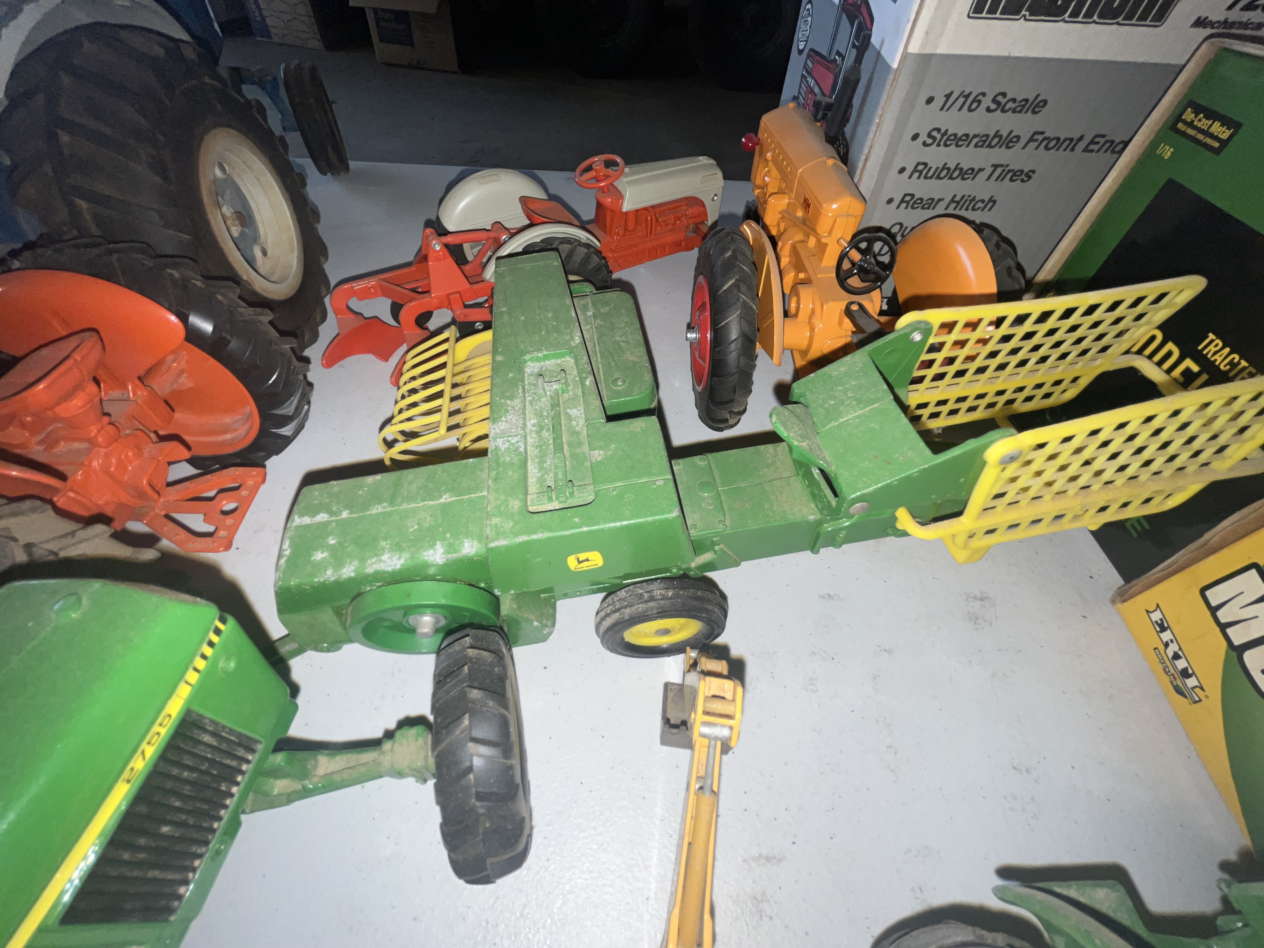 Collector's Dream Auction Image