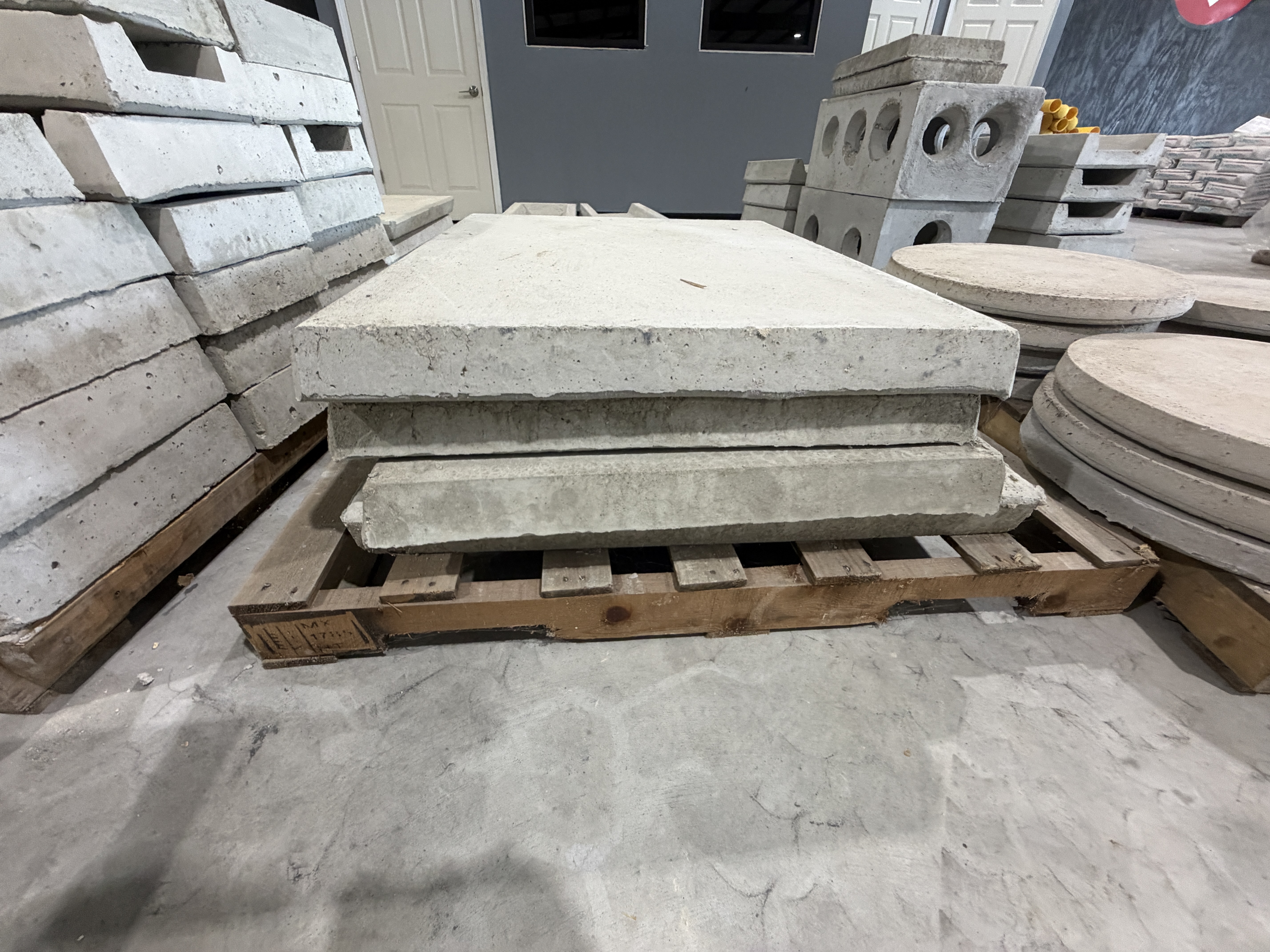 M&M Concrete Surplus Equipment Auction Image