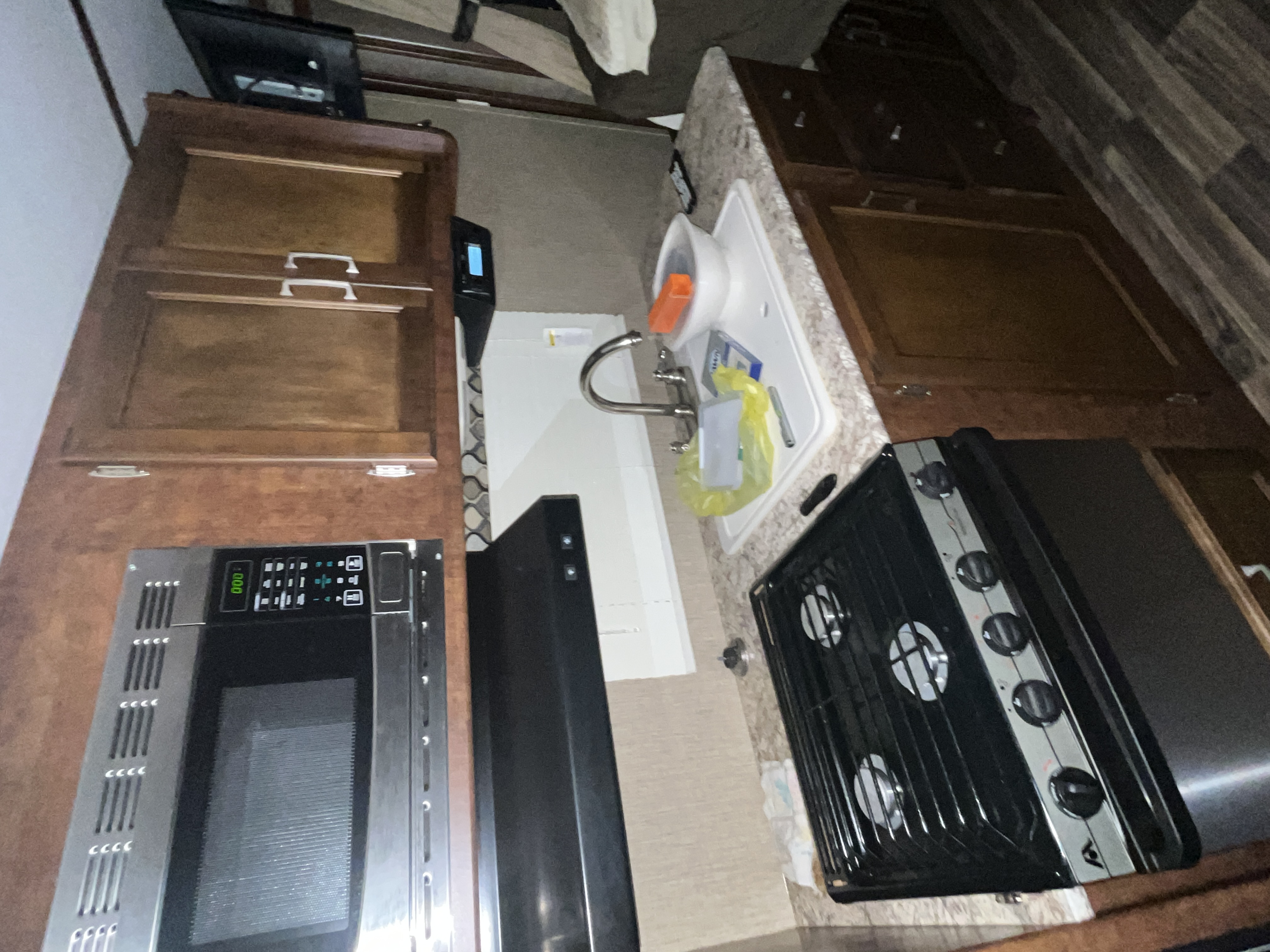 Real Estate & Personal Property Auction Image