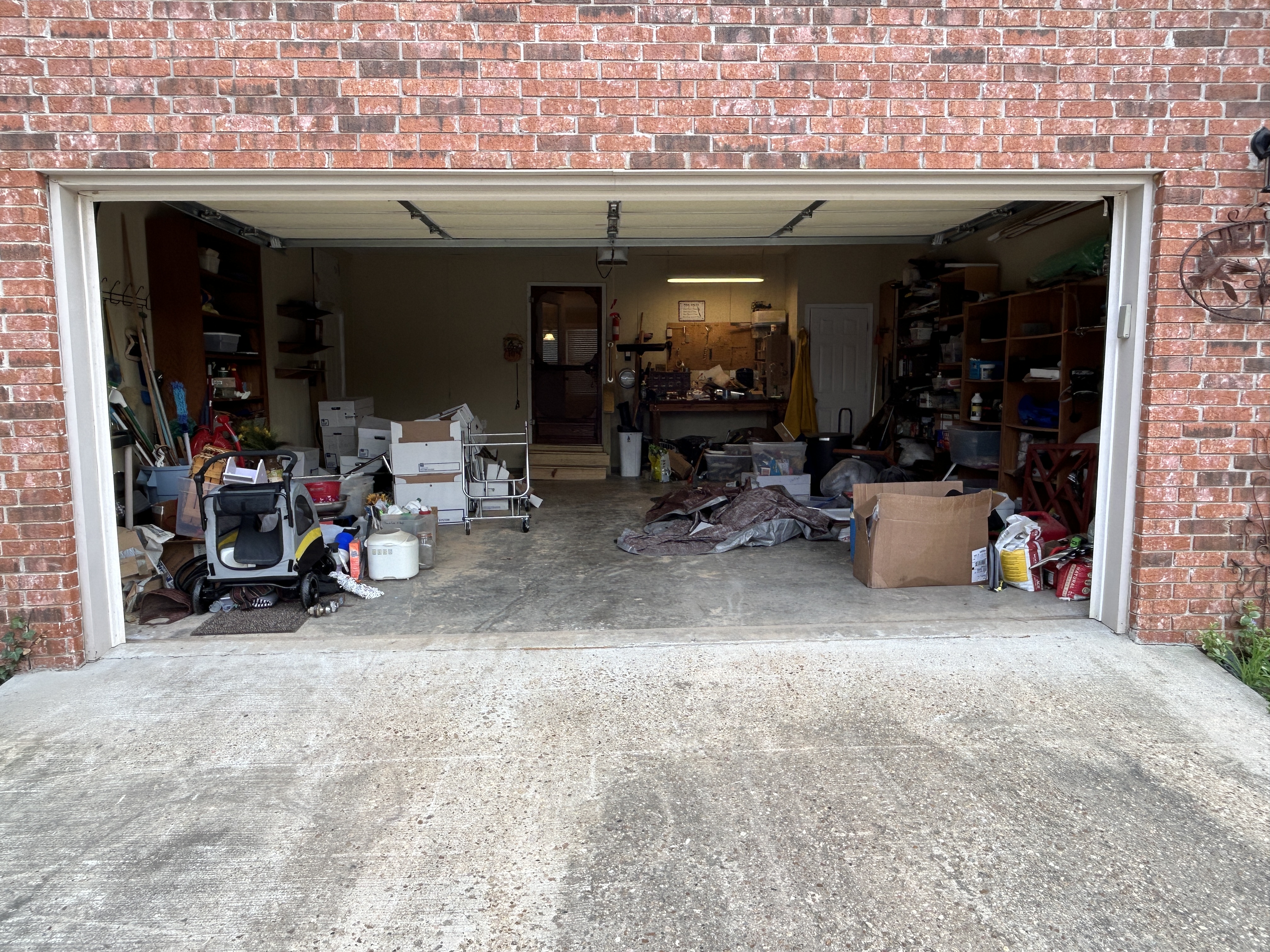 Real Estate & Personal Property Auction Image