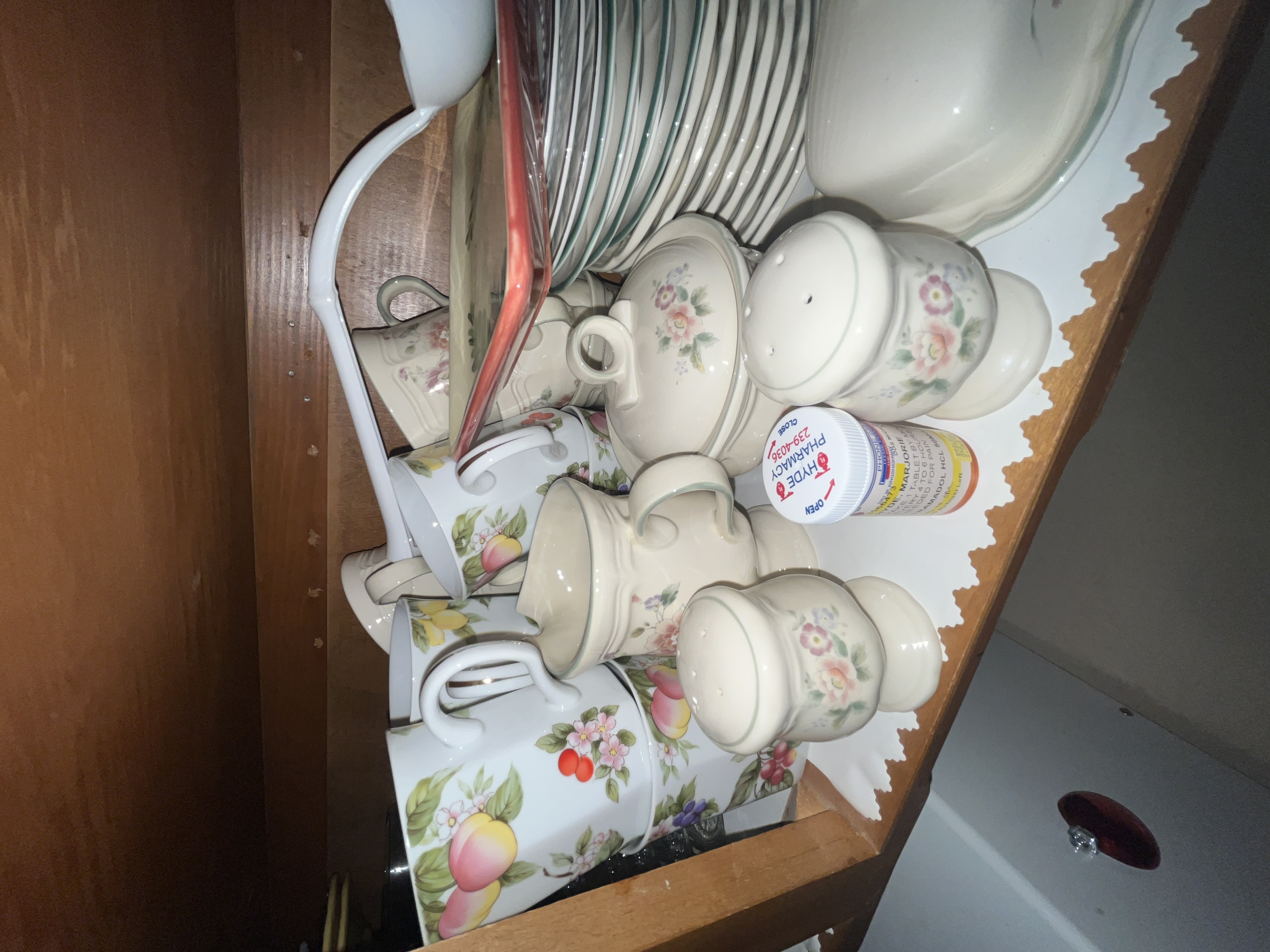 Estate Auction Image