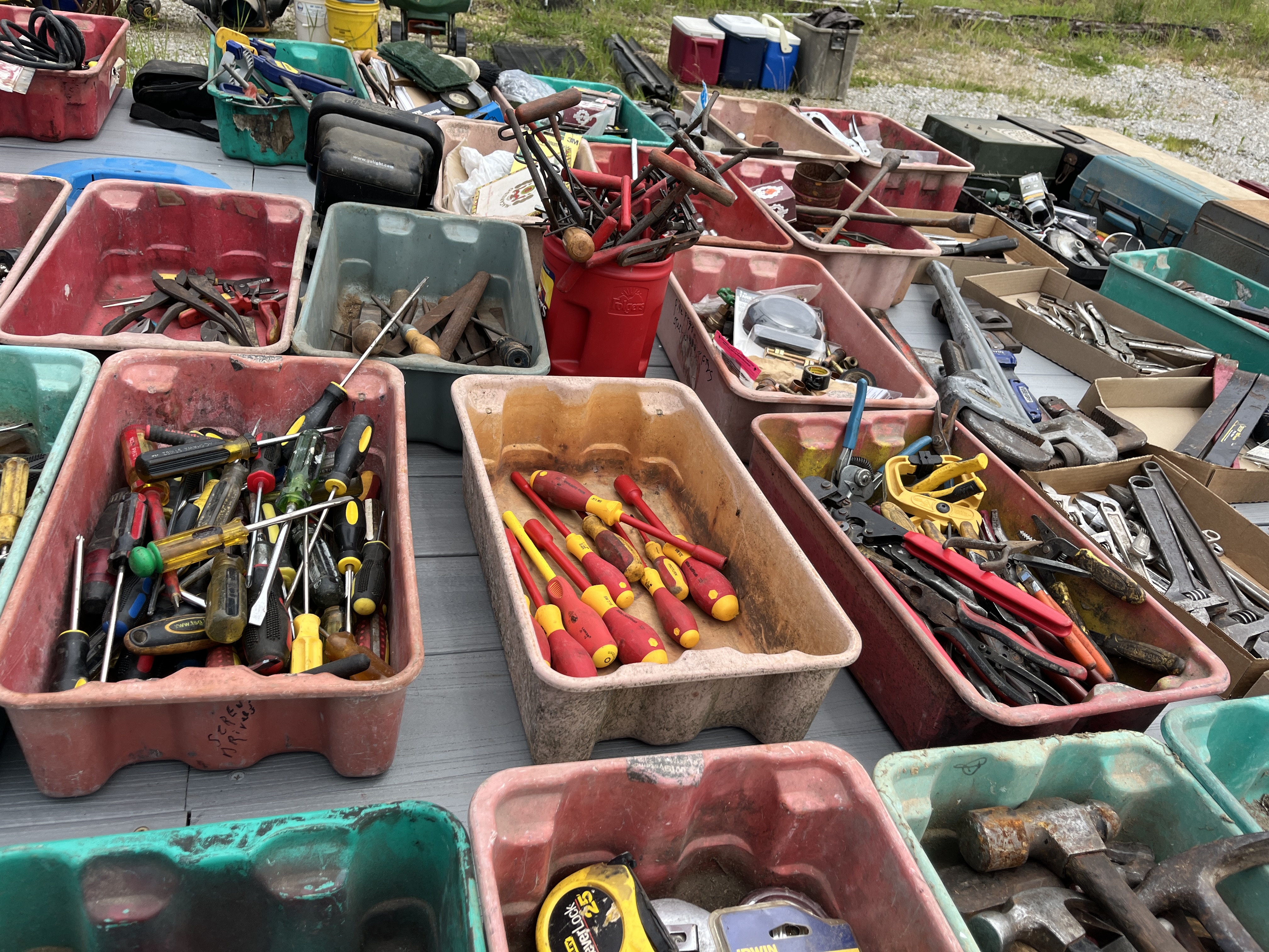 Real Estate & Personal Property Auction Image