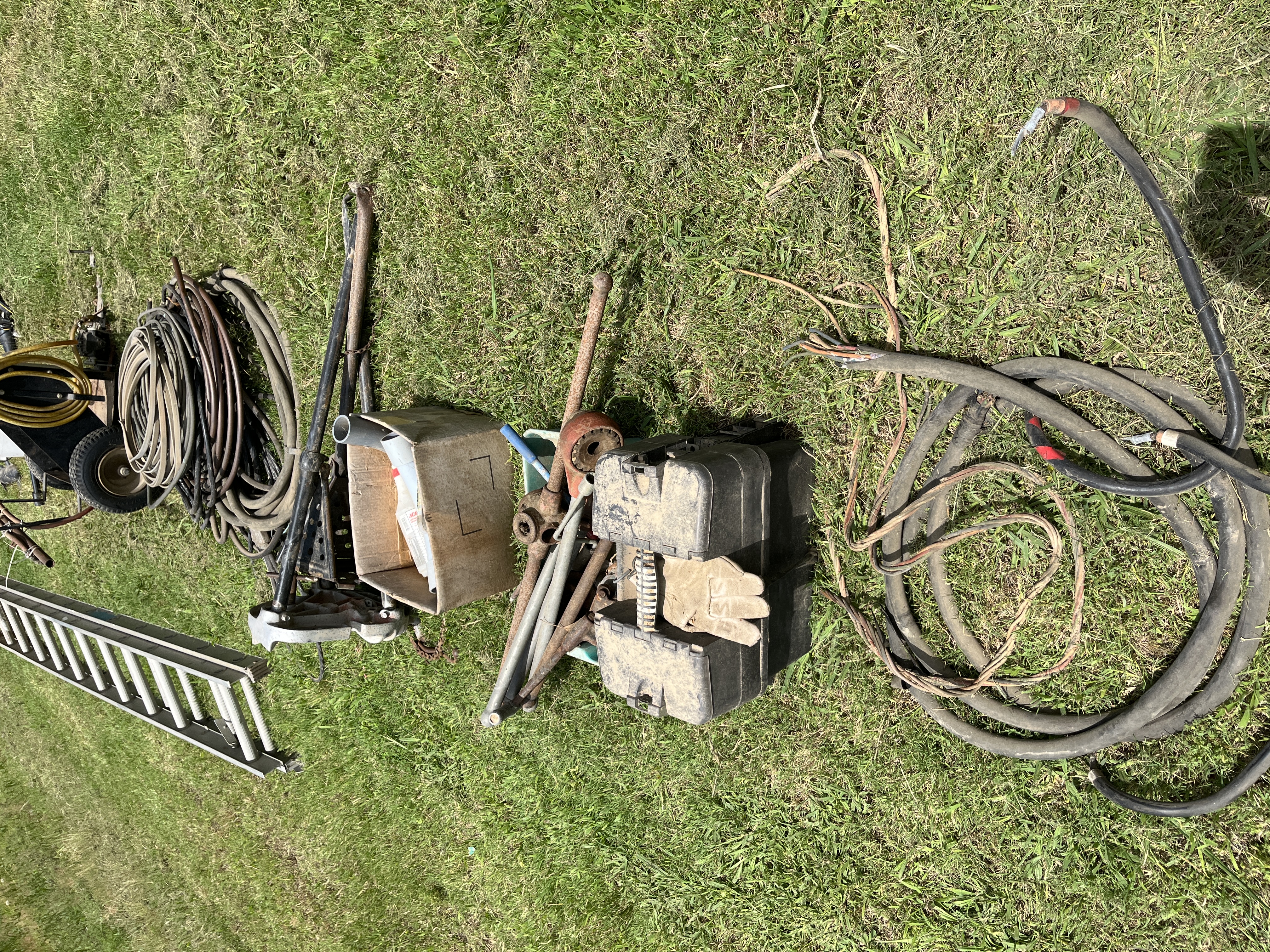Real Estate & Personal Property Auction Image