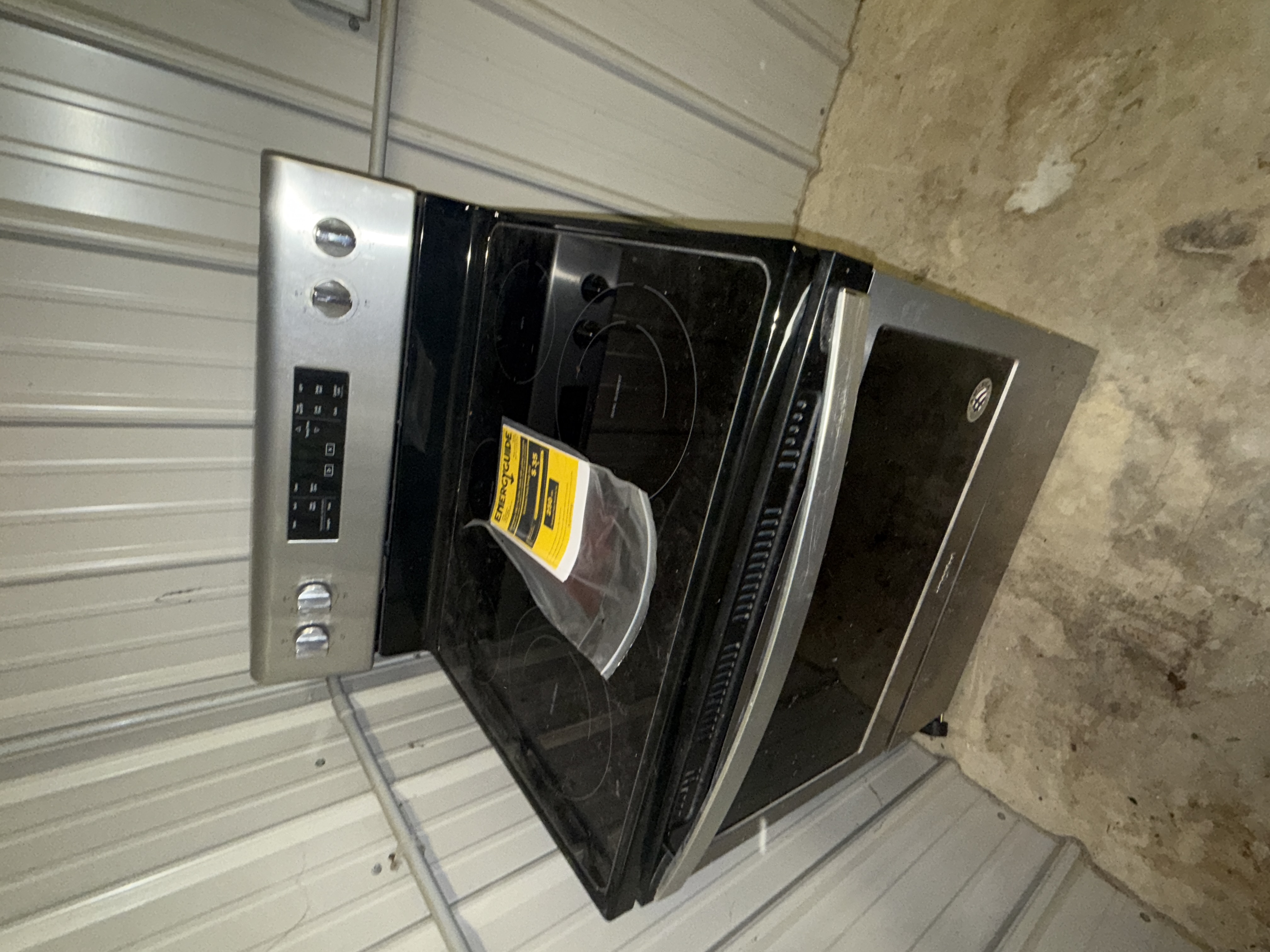 Real Estate & Personal Property Auction Image