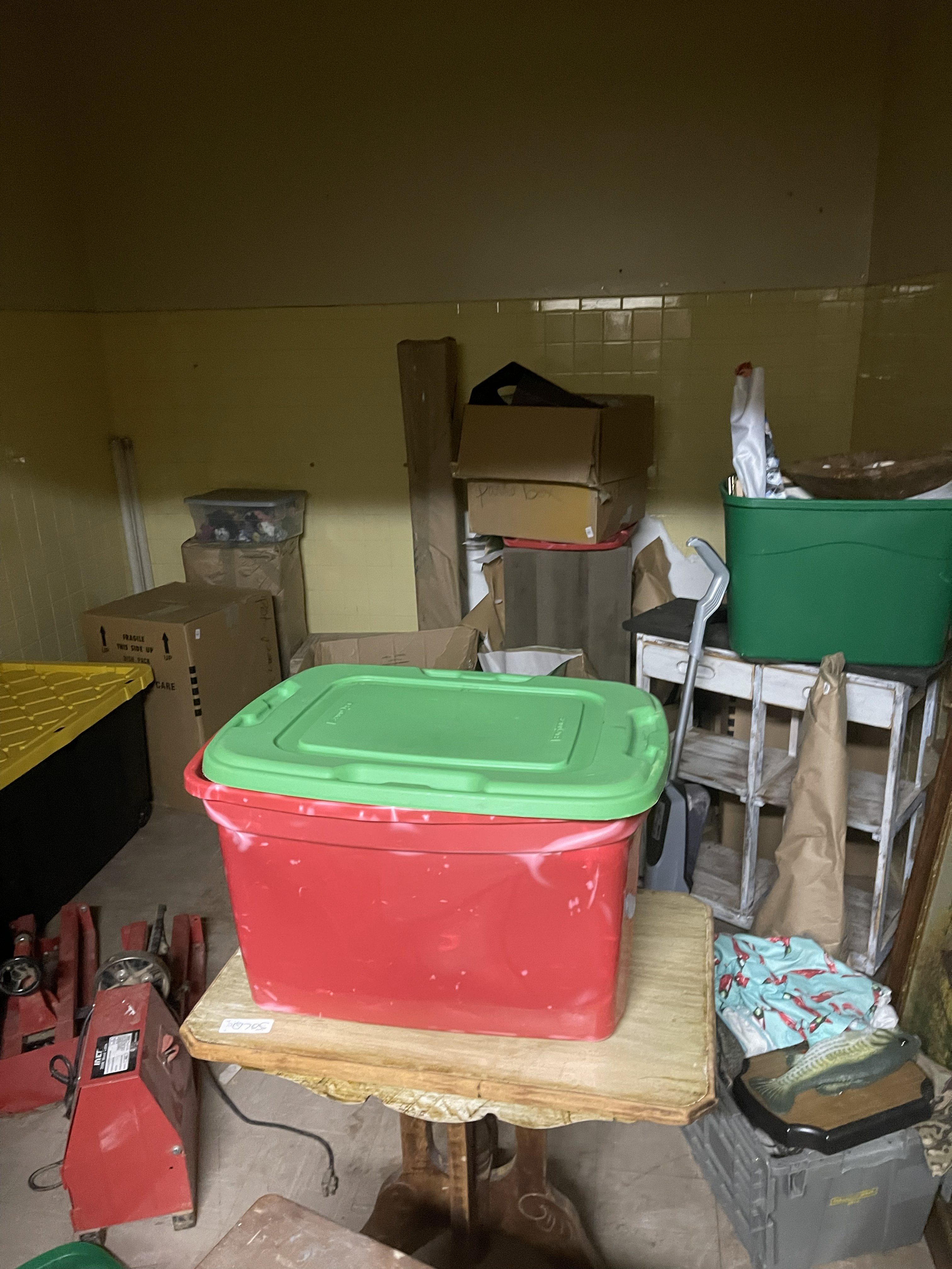 Commercial Real Estate Auction Image