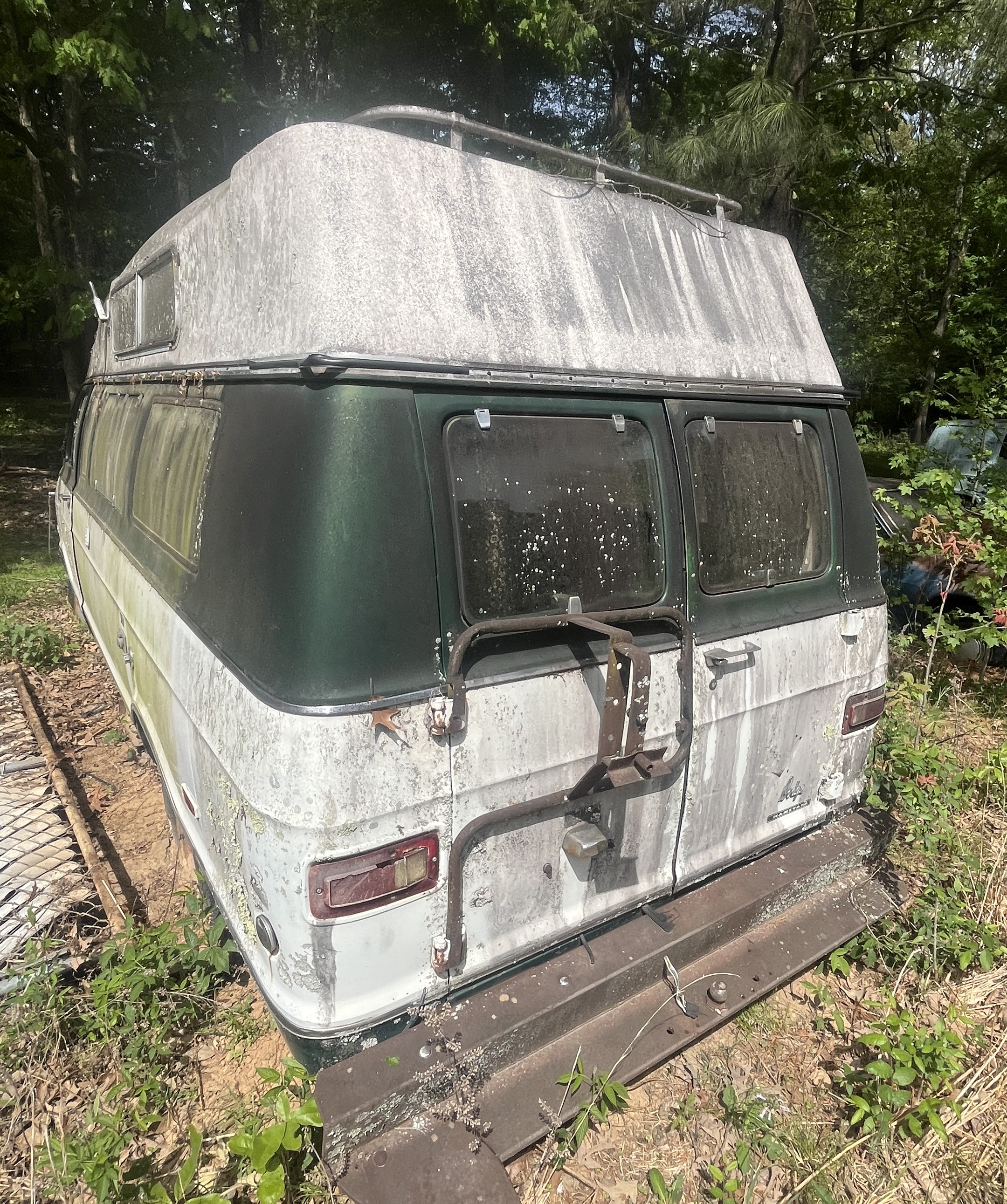 Moving Auction Image