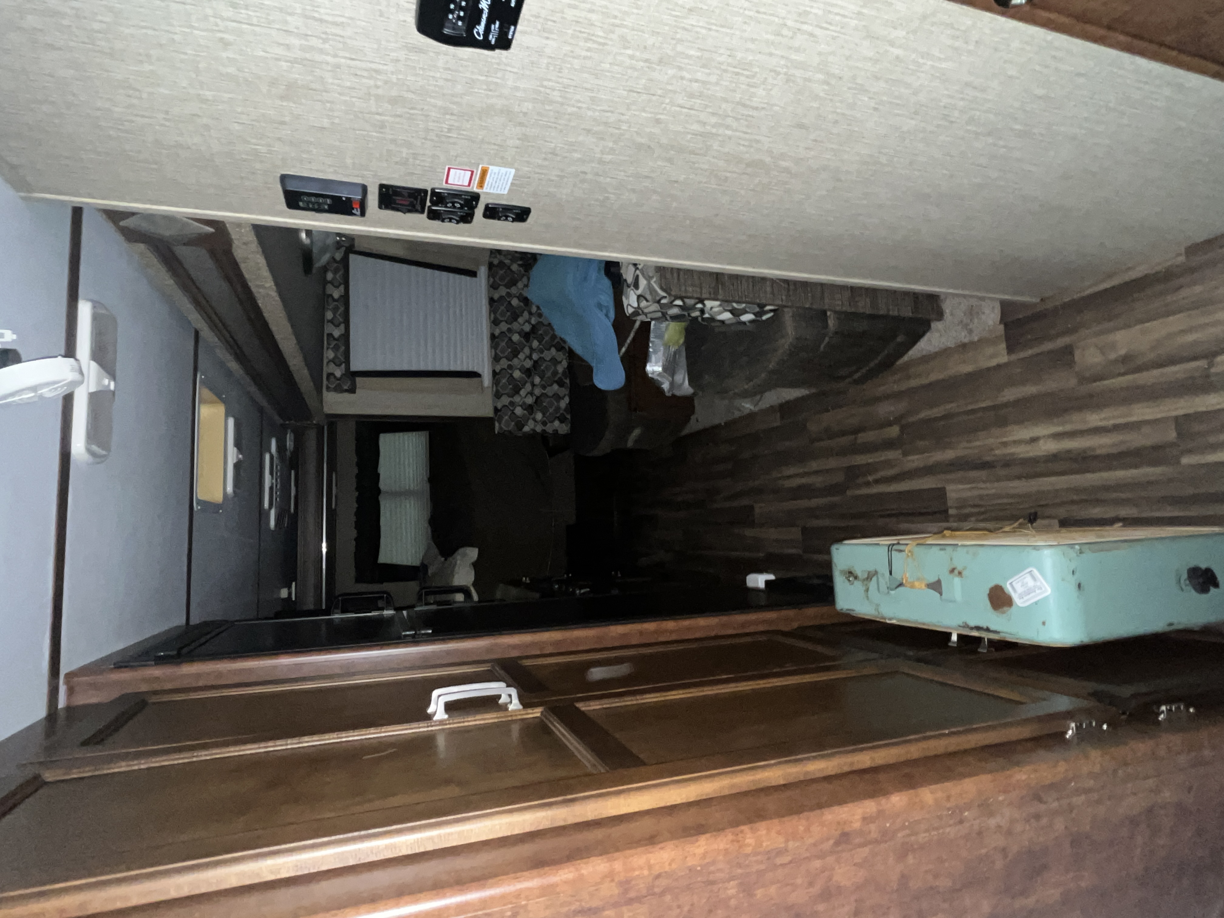 Real Estate & Personal Property Auction Image