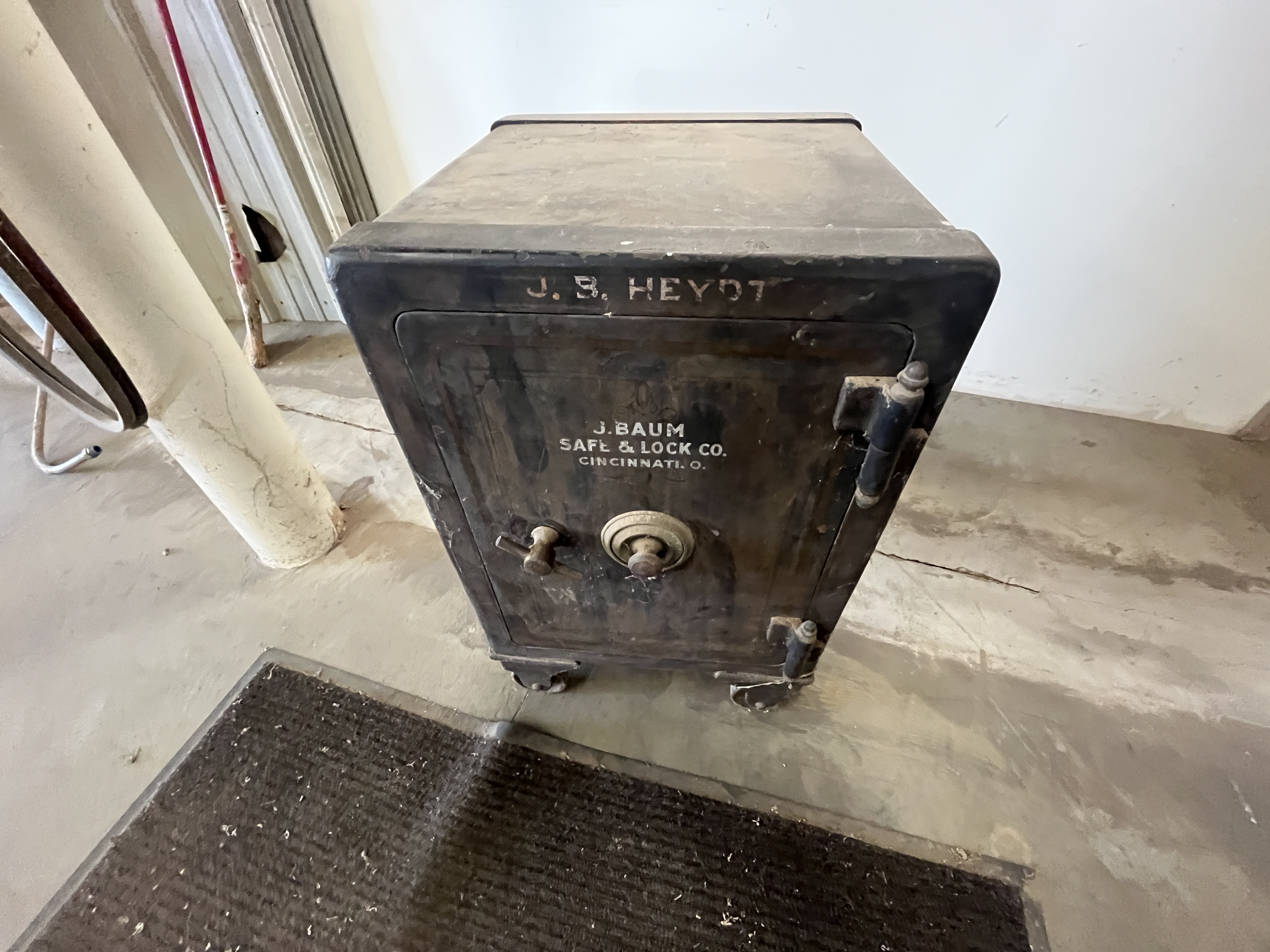 Commercial Foundry Casting Auction, Kroeter Inc. Image