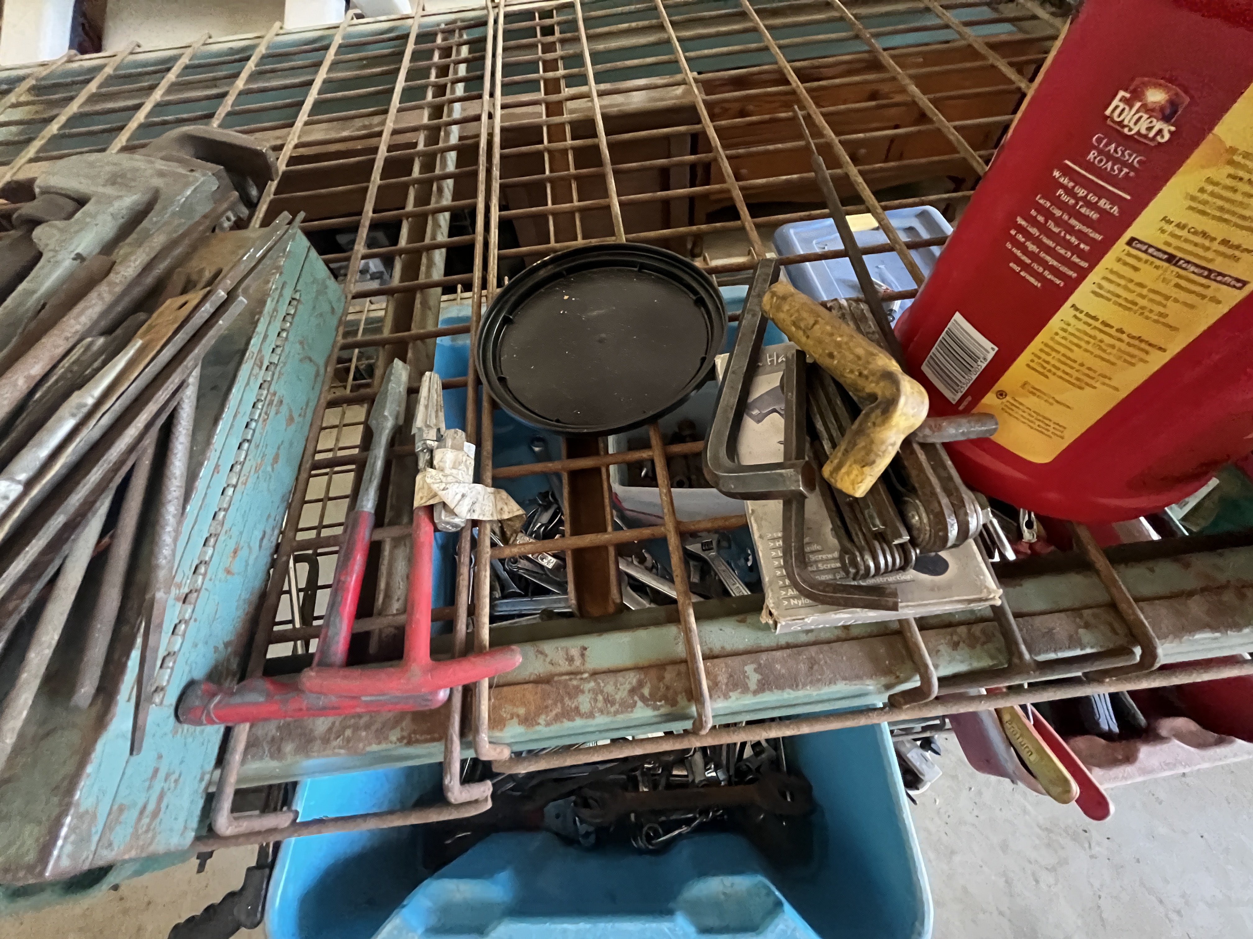 Real Estate & Personal Property Auction Image