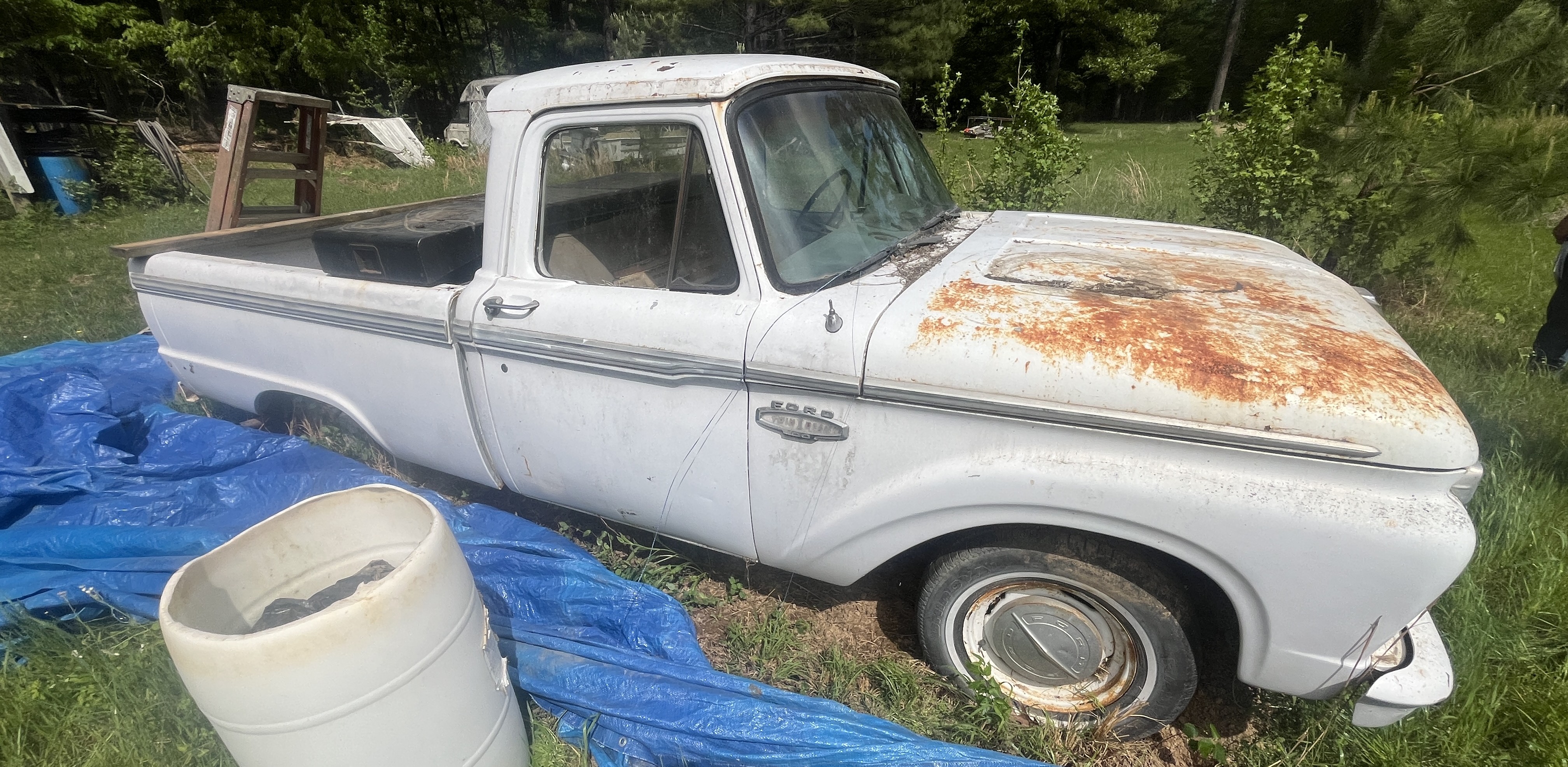 Moving Auction Image