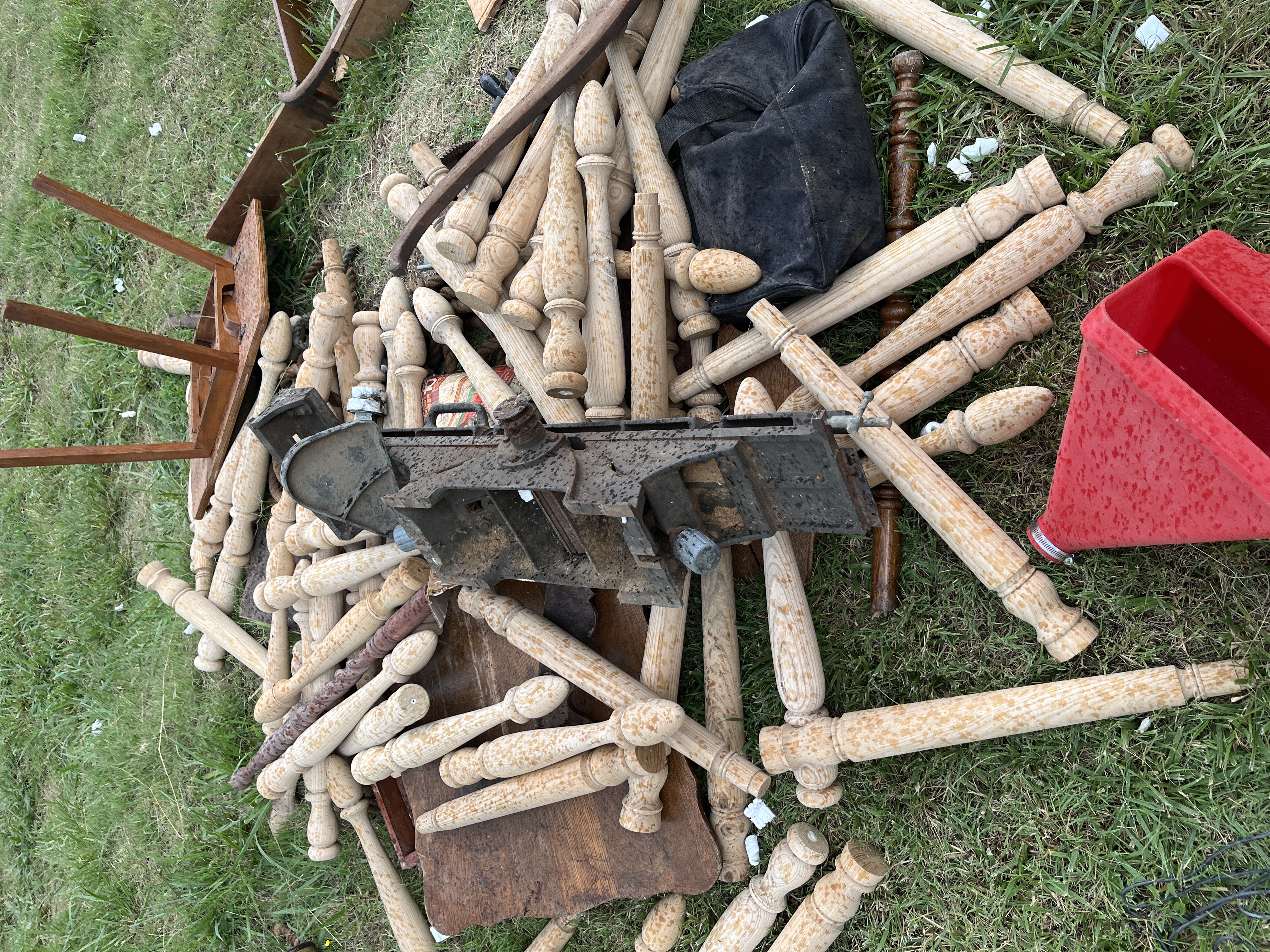 Real Estate & Personal Property Auction Image