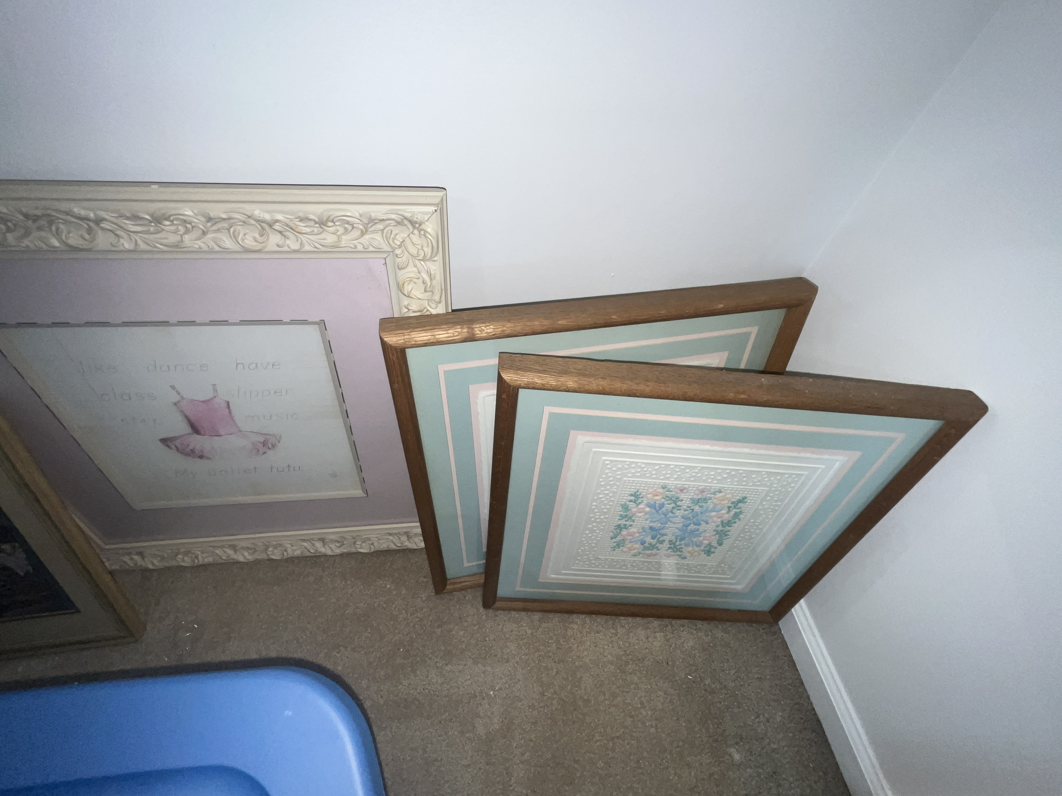 Moving Auction Image