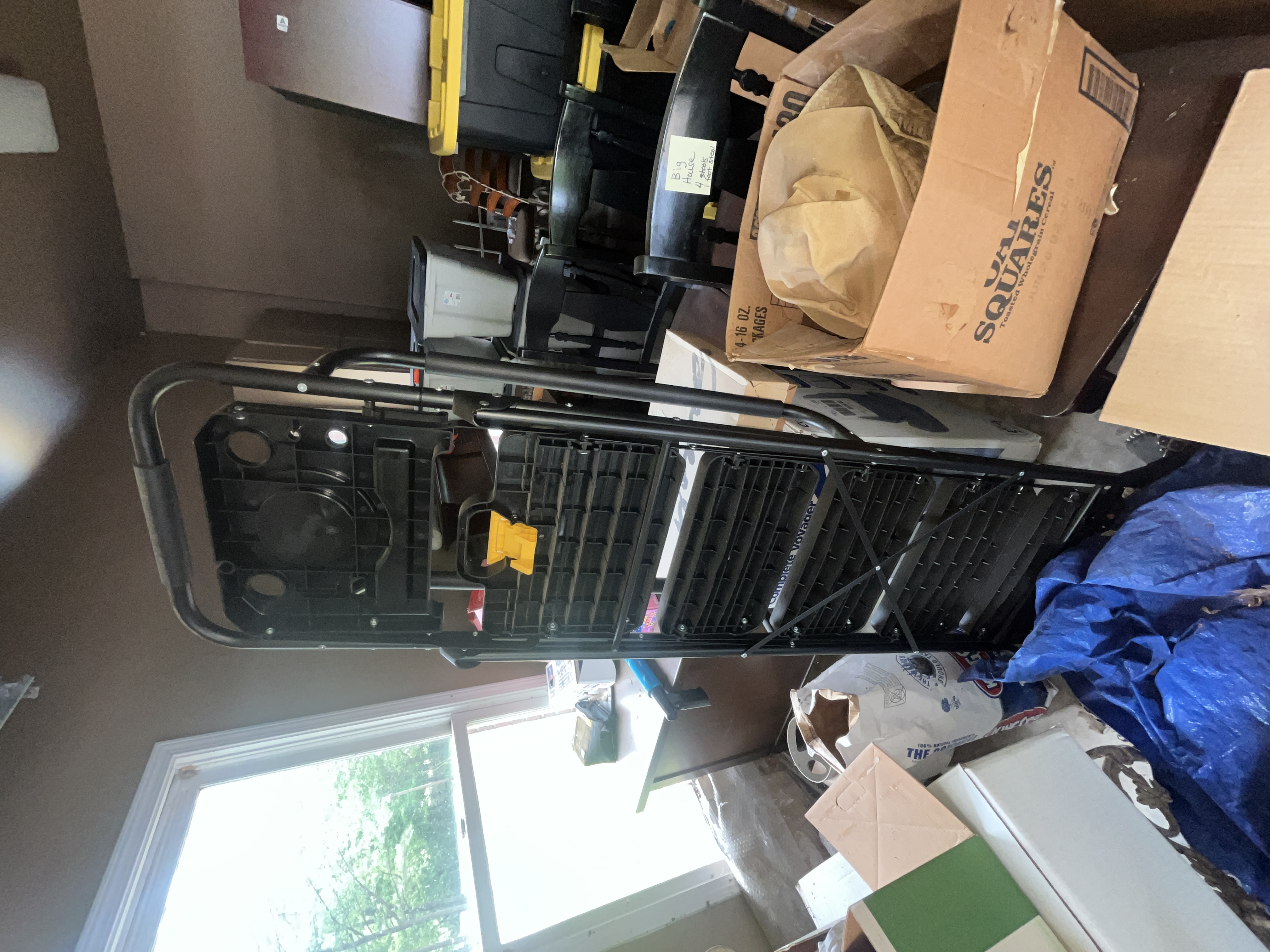 Moving Auction Image