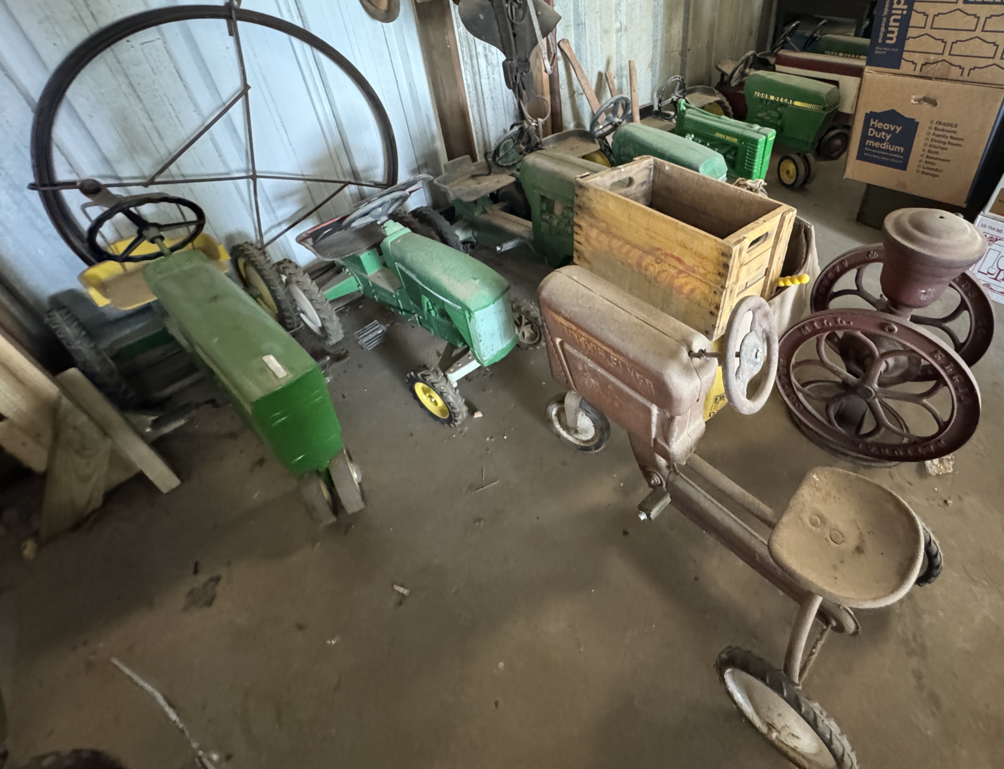 Collector's Dream Auction Image