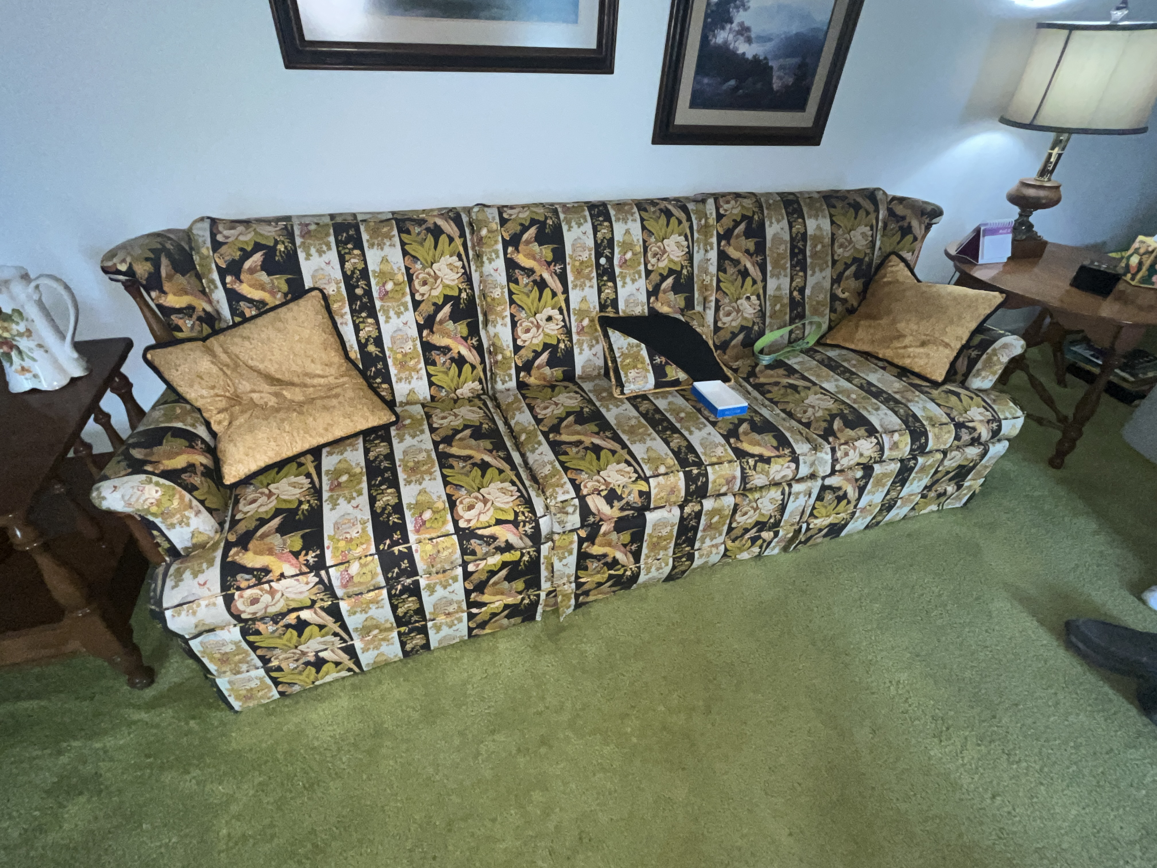 Estate Auction Image