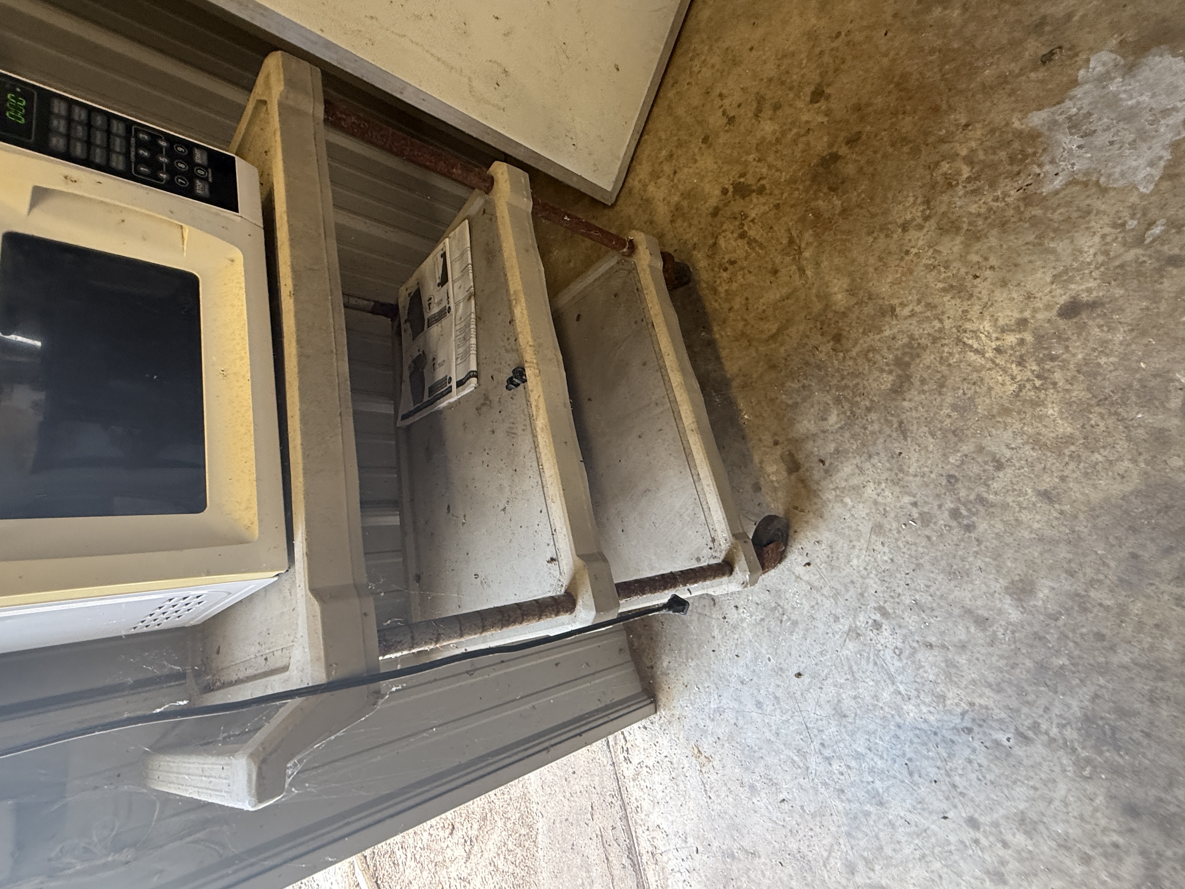 Real Estate & Personal Property Auction Image