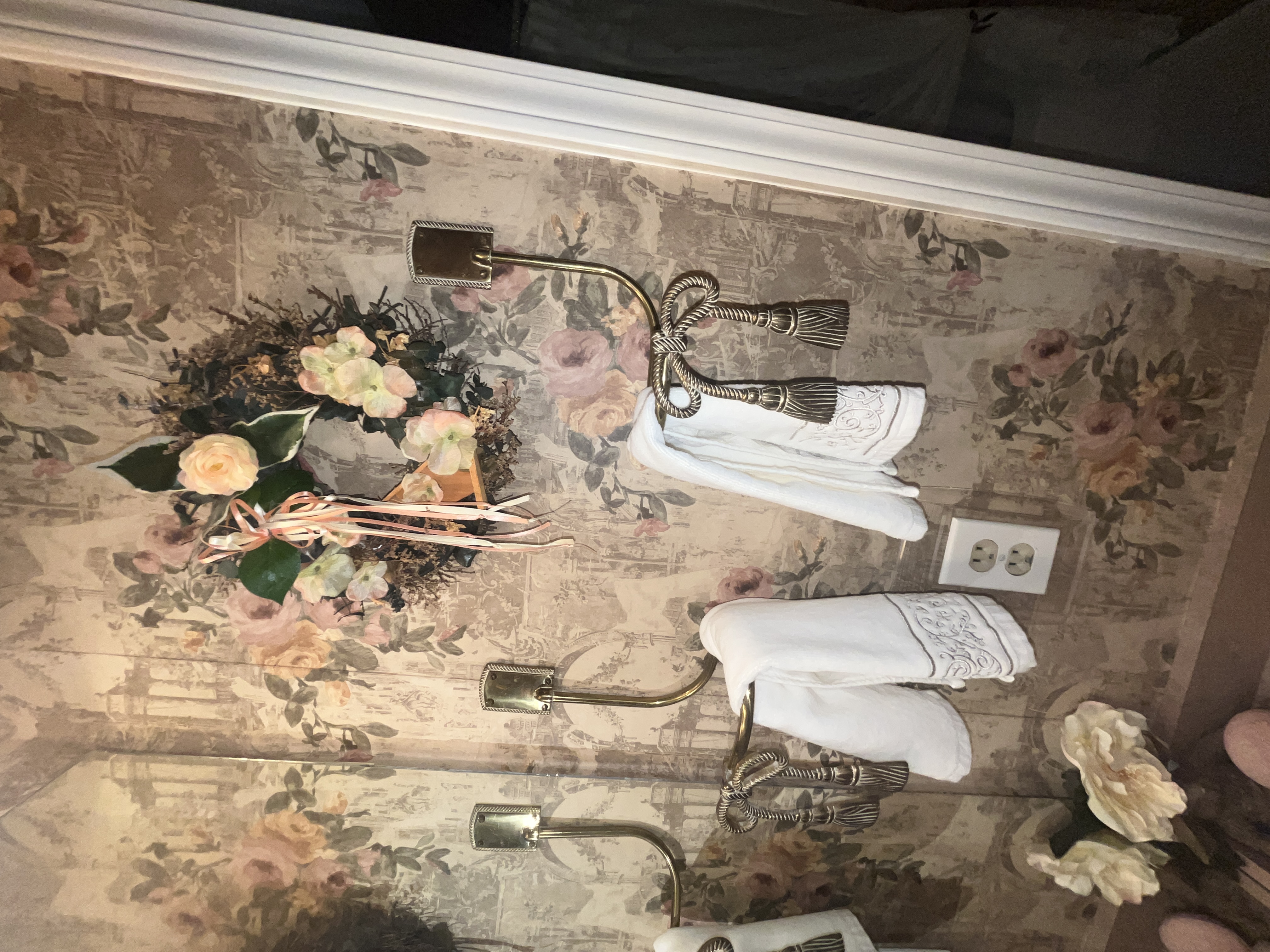 Estate Auction of Alta Grim Image