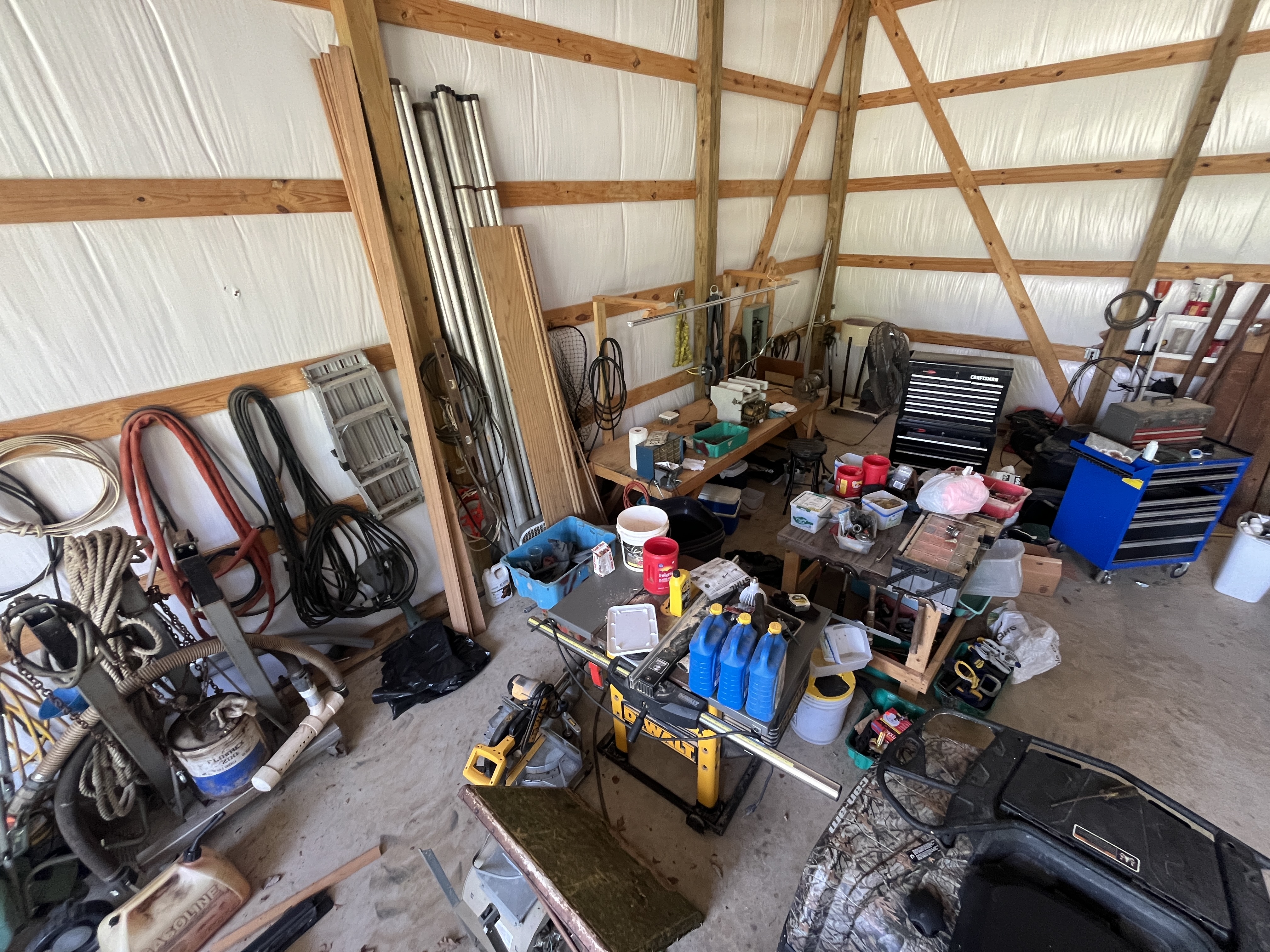 Real Estate & Personal Property Auction Image