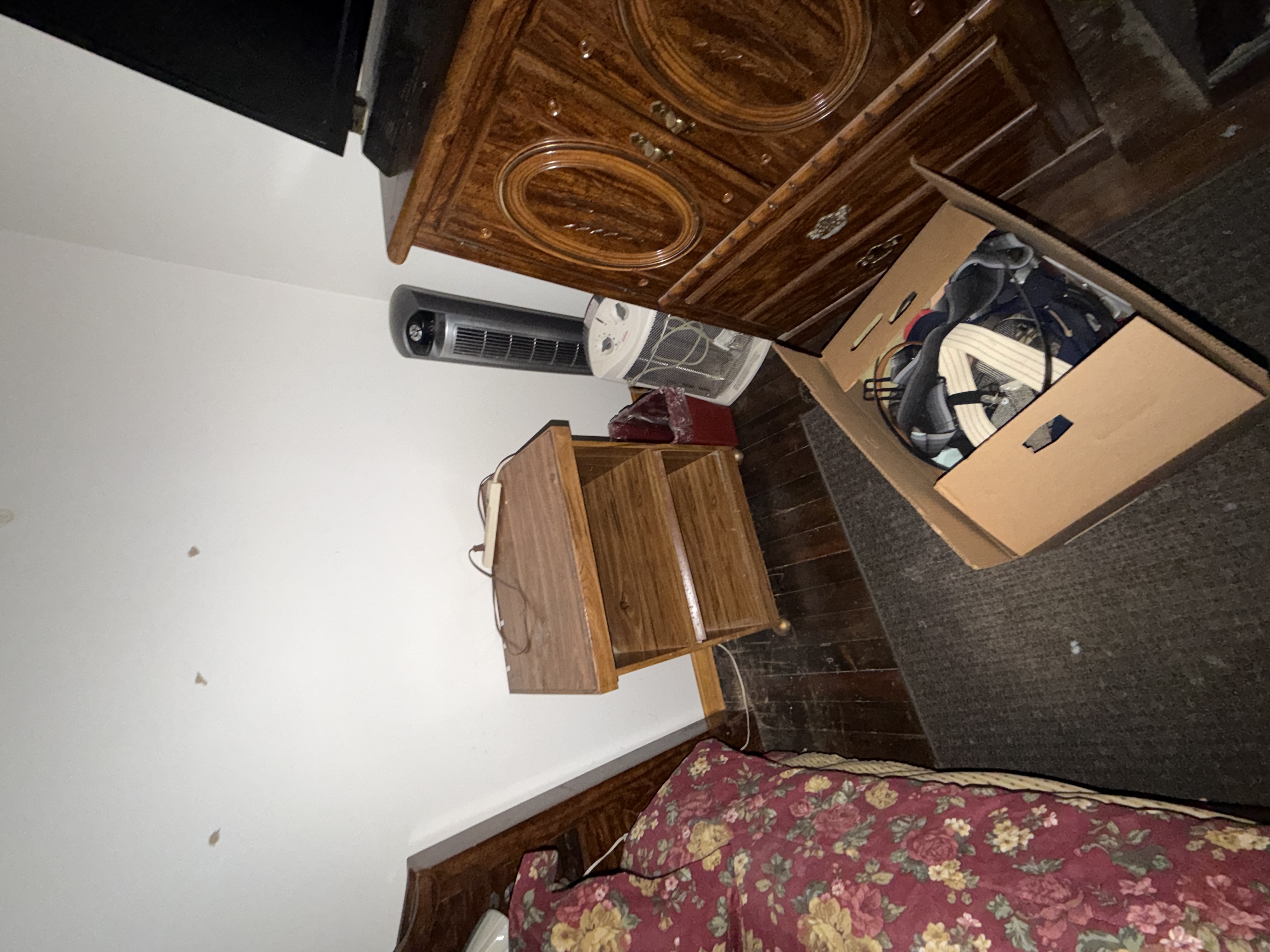 Real Estate & Personal Property Auction Image