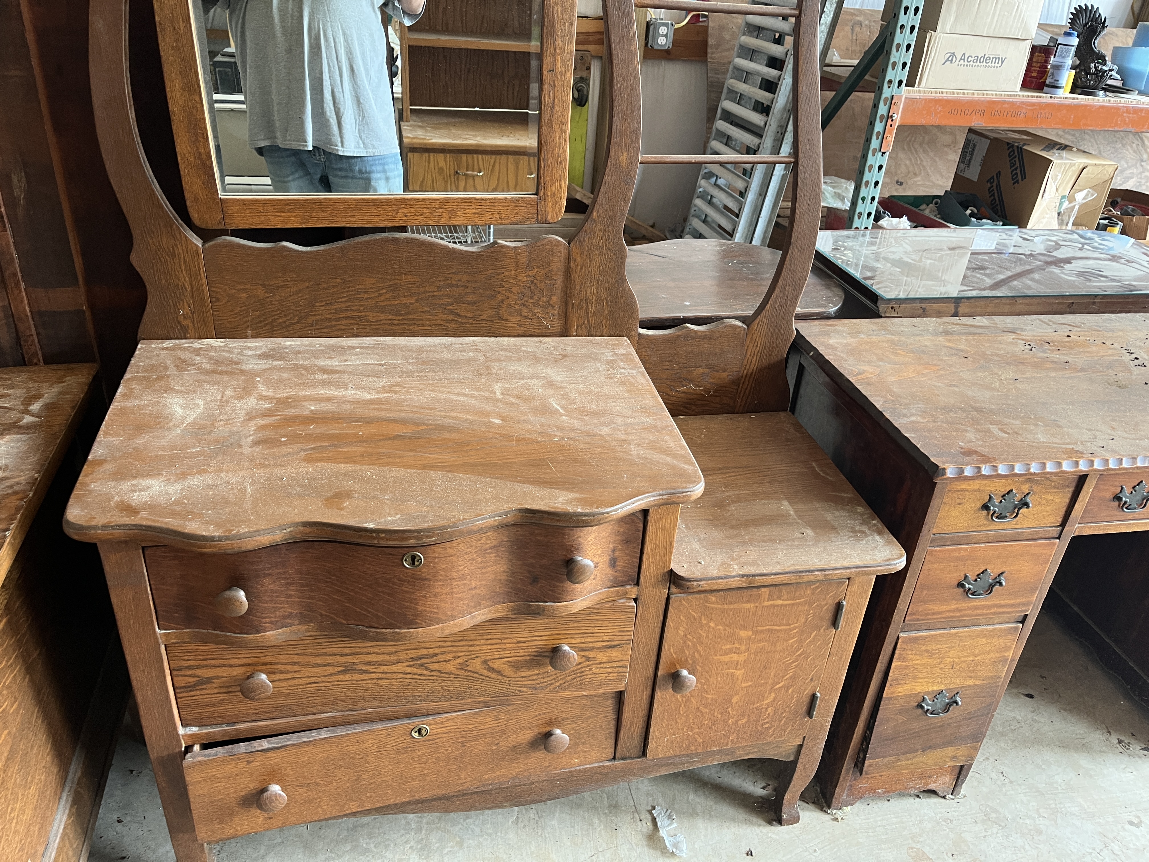 Real Estate & Personal Property Auction Image
